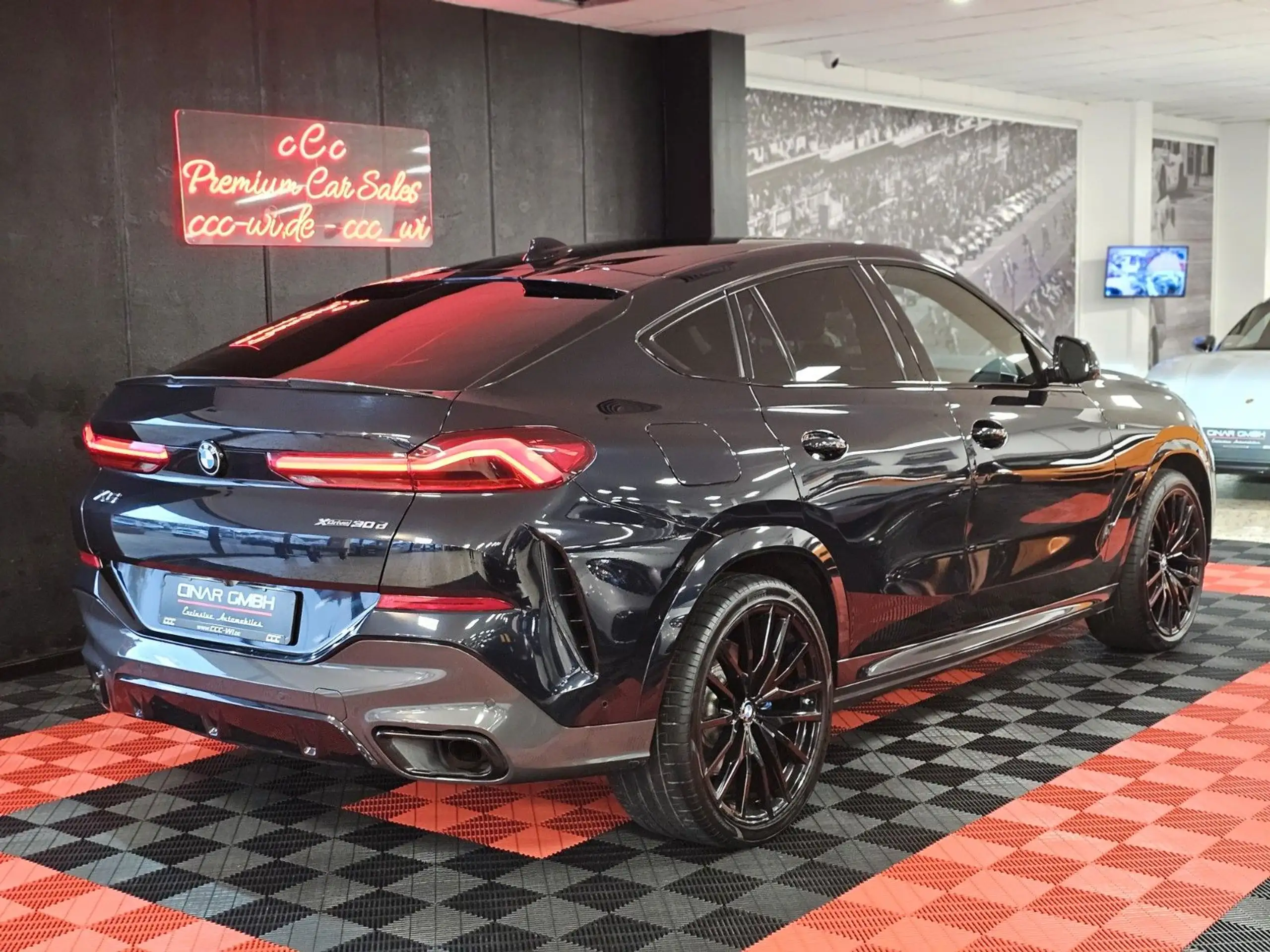 BMW - X6