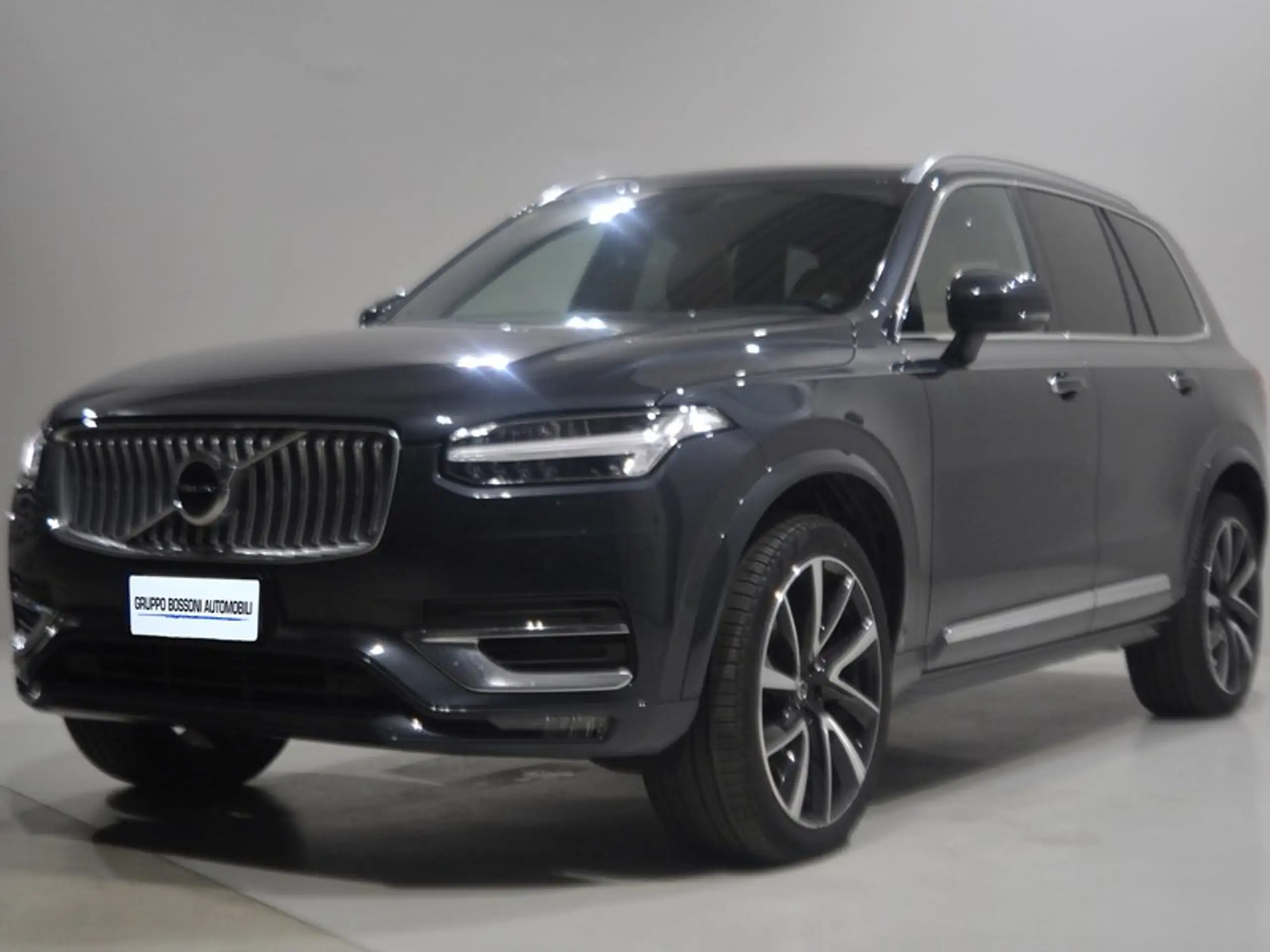 Volvo - XC90