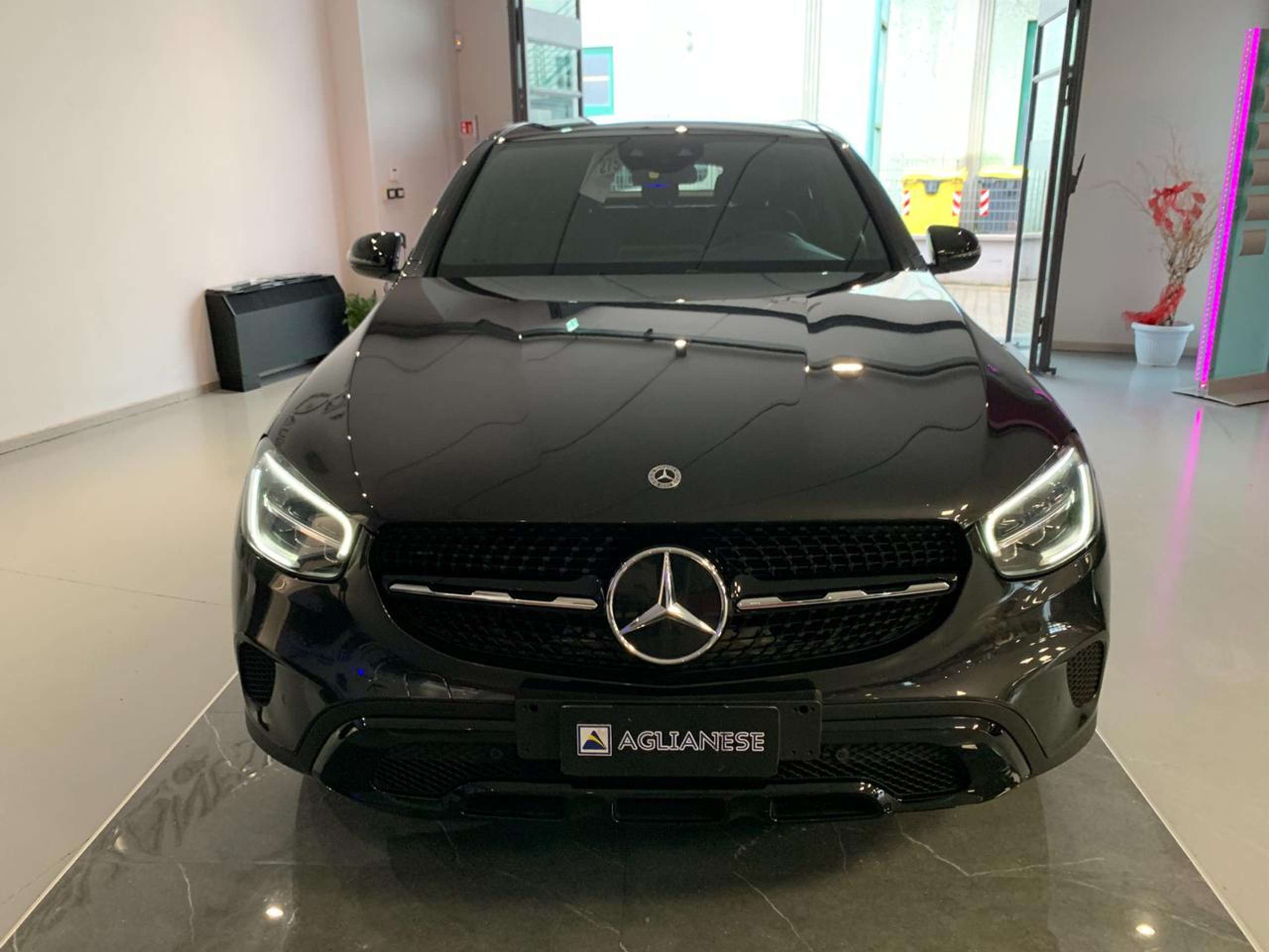 Mercedes-Benz - GLC 300