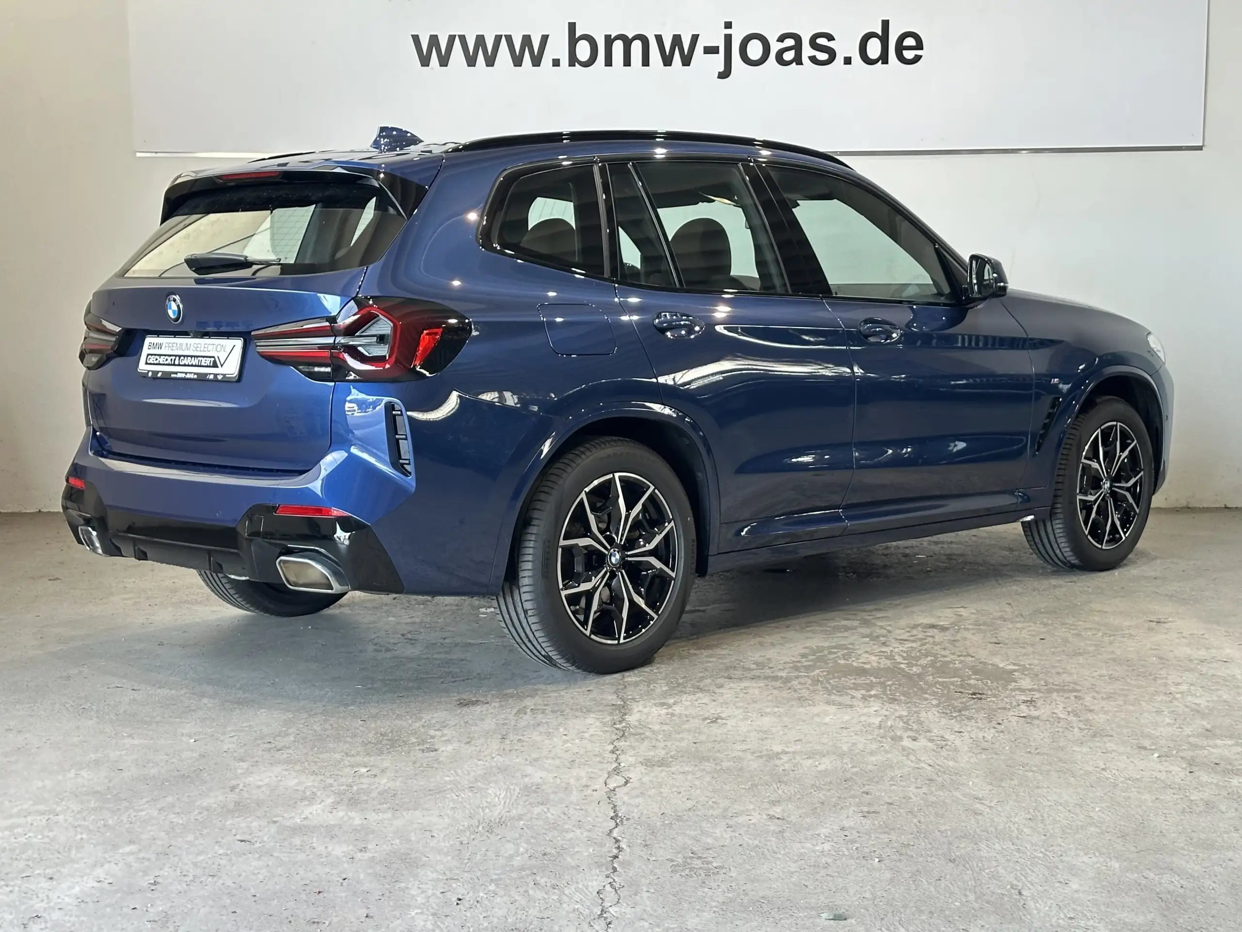 BMW - X3