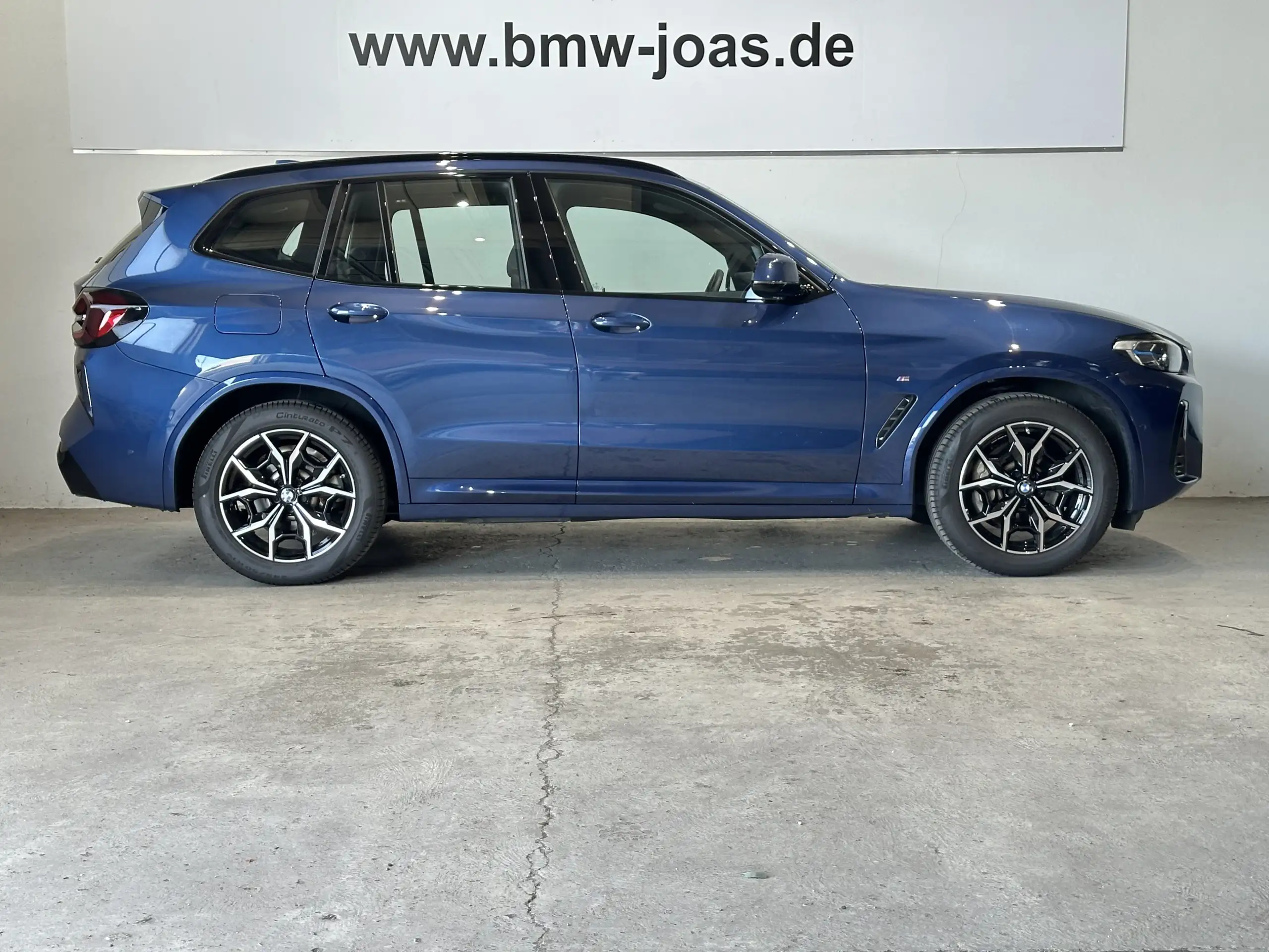 BMW - X3