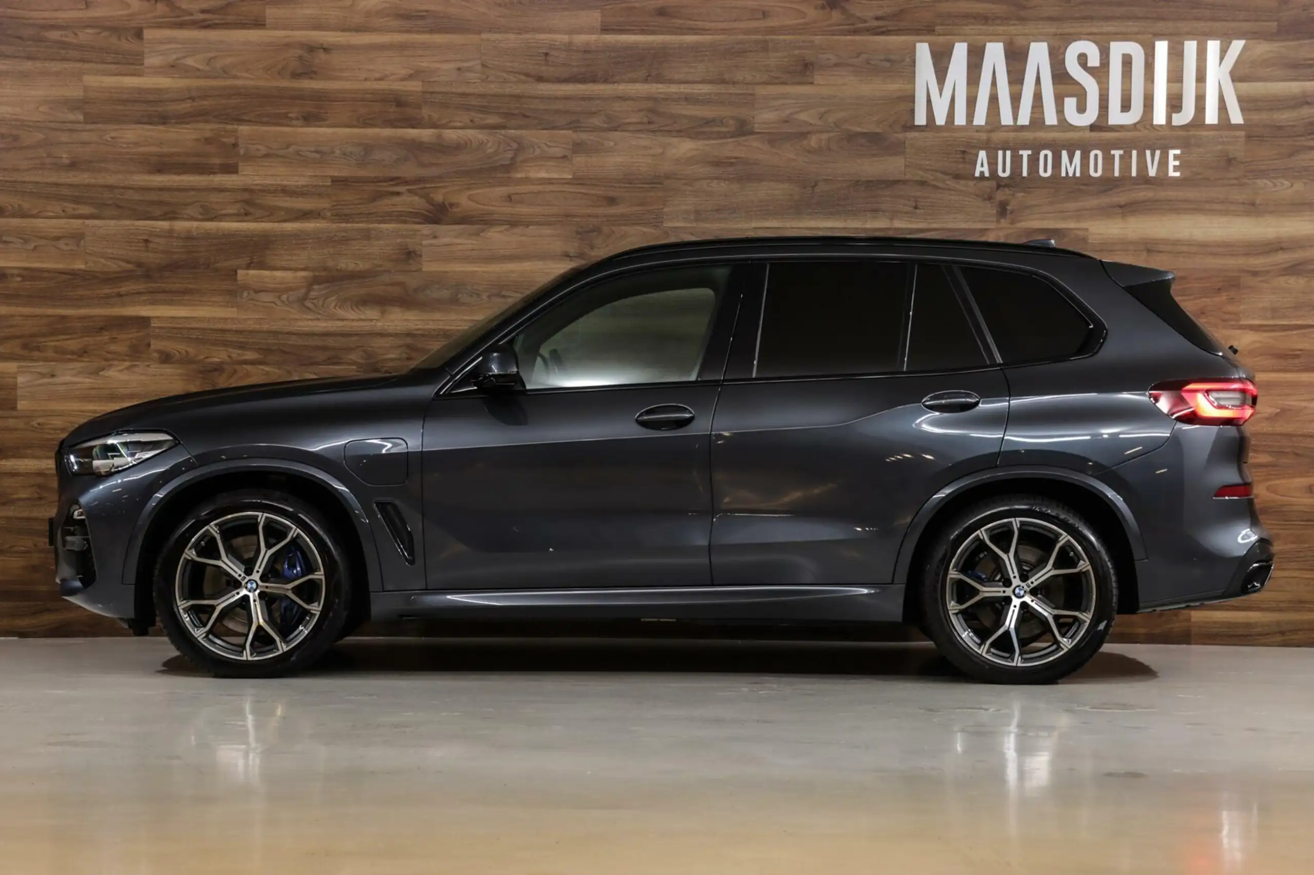 BMW - X5