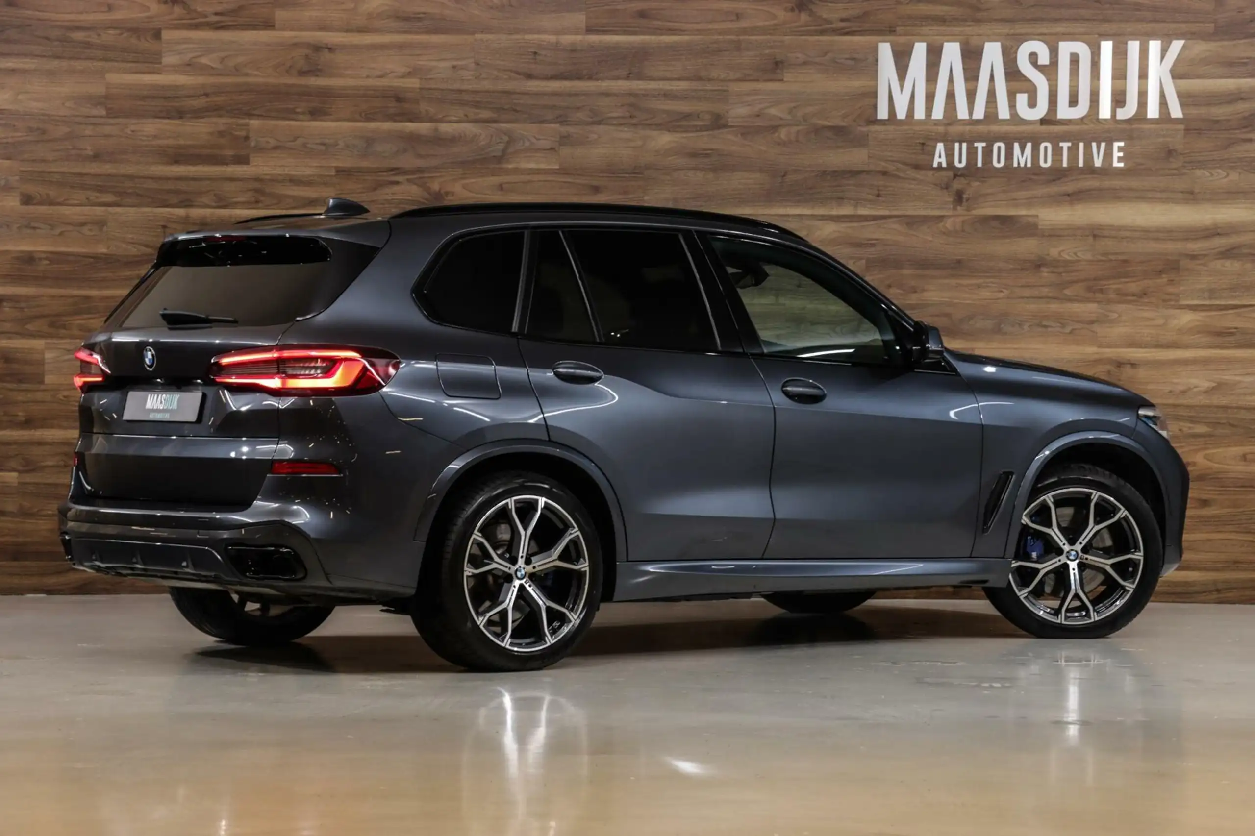 BMW - X5