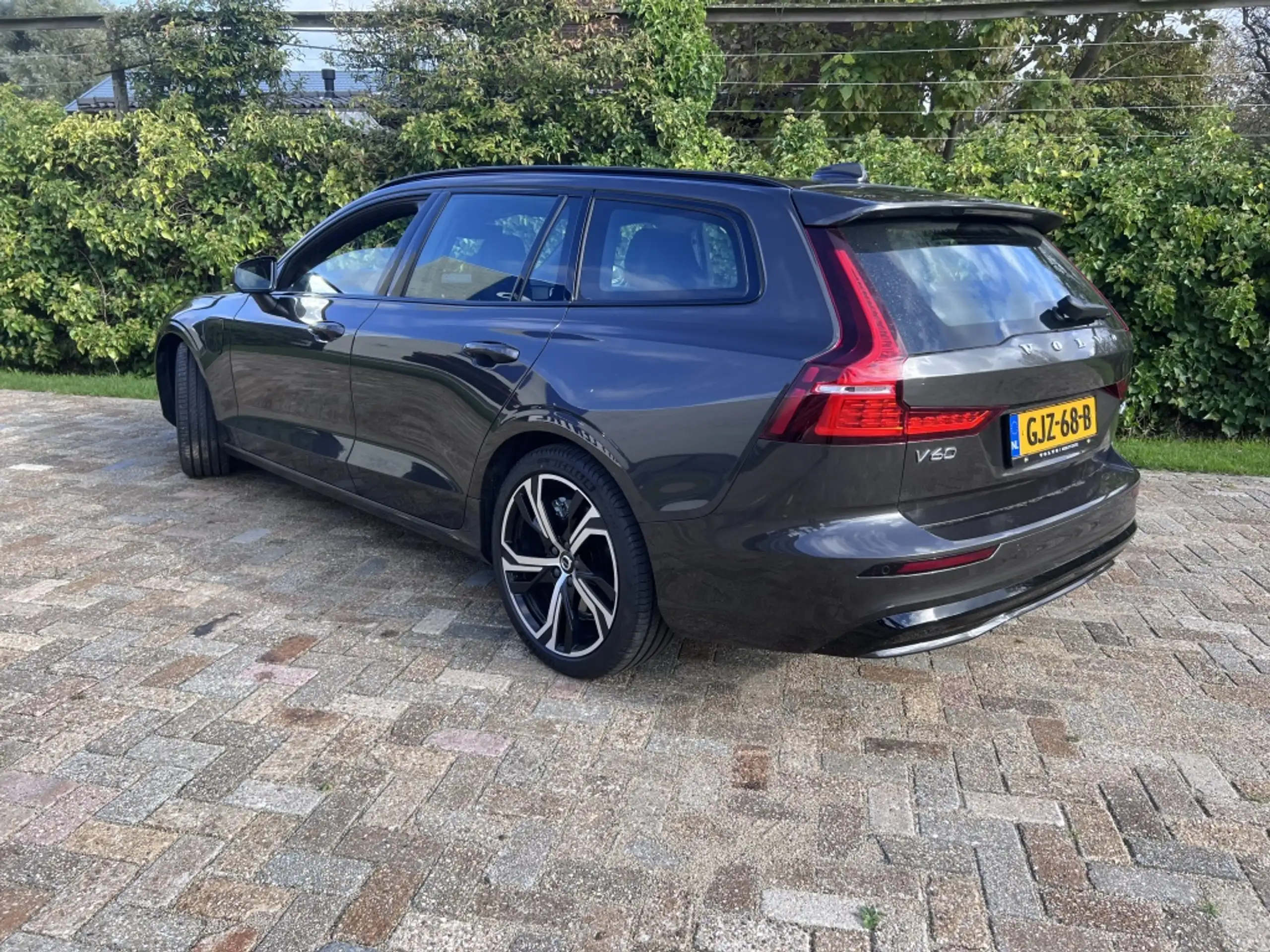 Volvo - V60