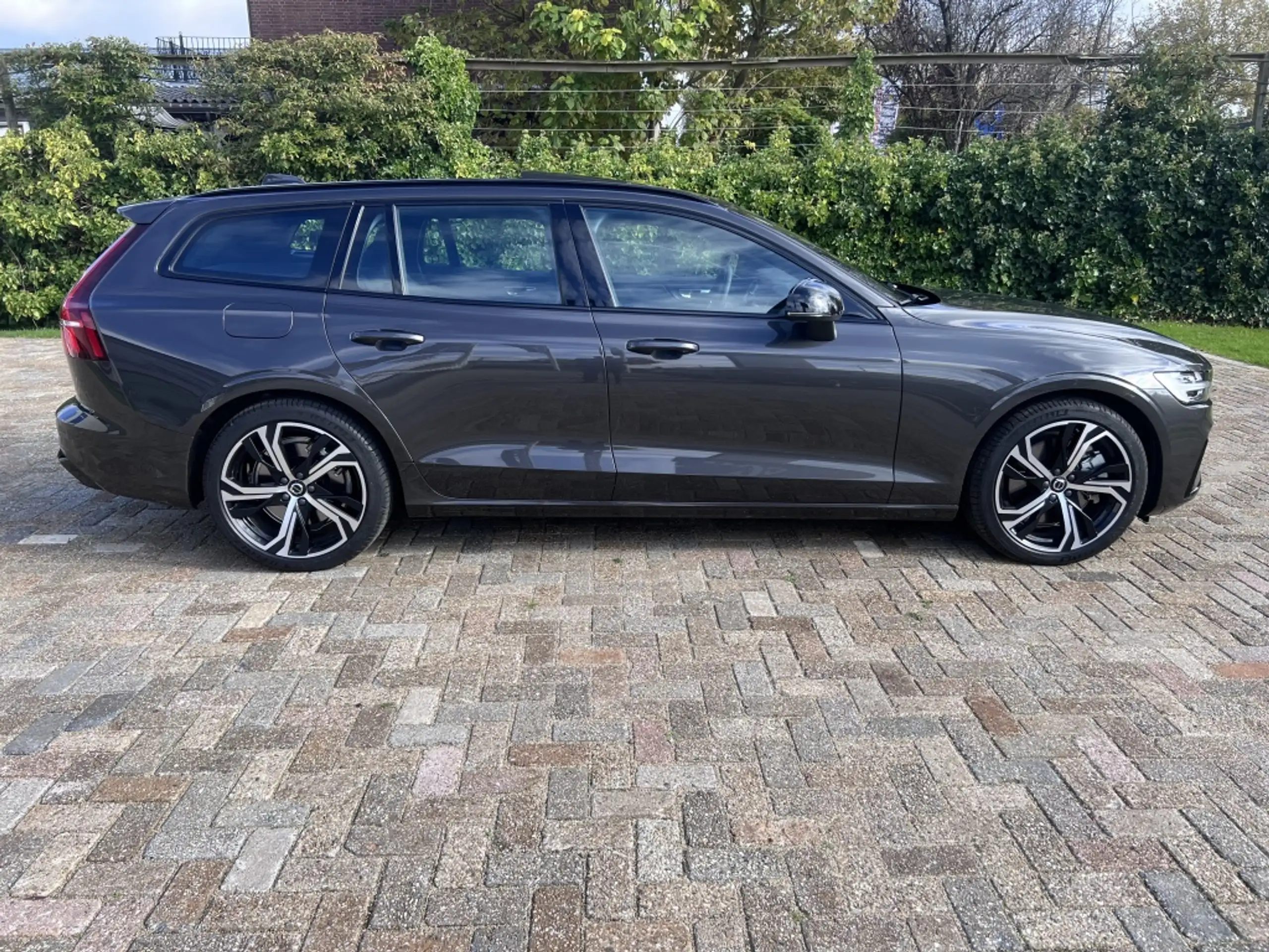 Volvo - V60