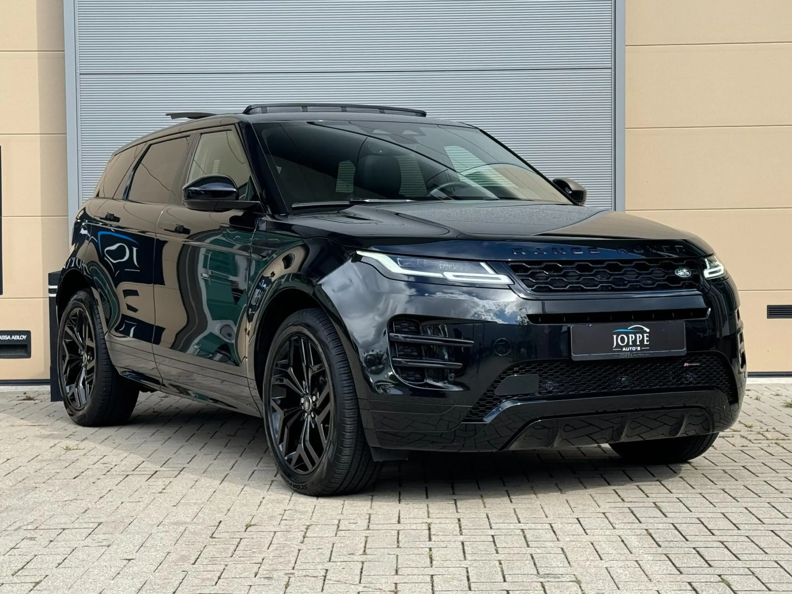 Land Rover - Range Rover Evoque