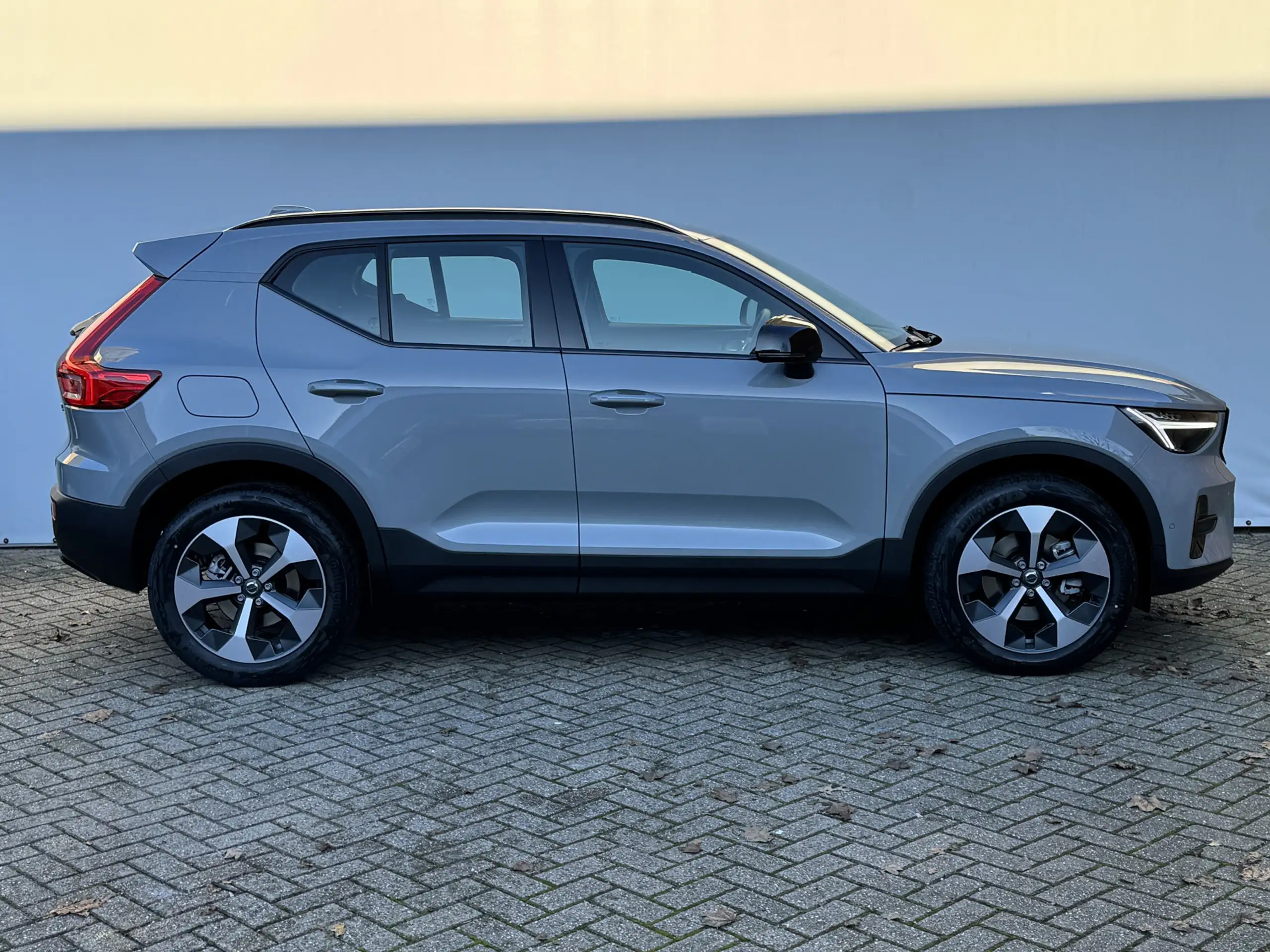 Volvo - XC40