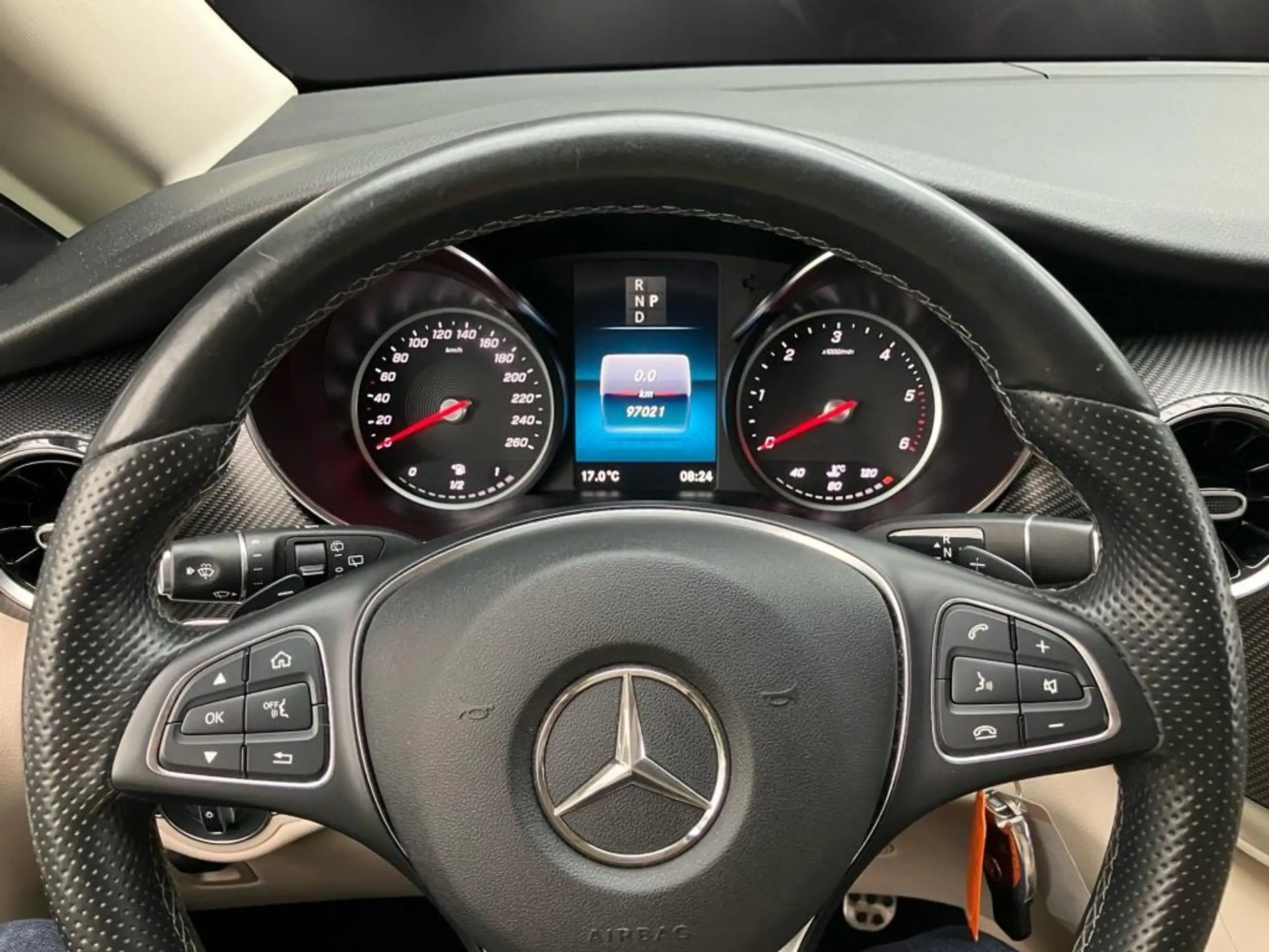 Mercedes-Benz - V 300