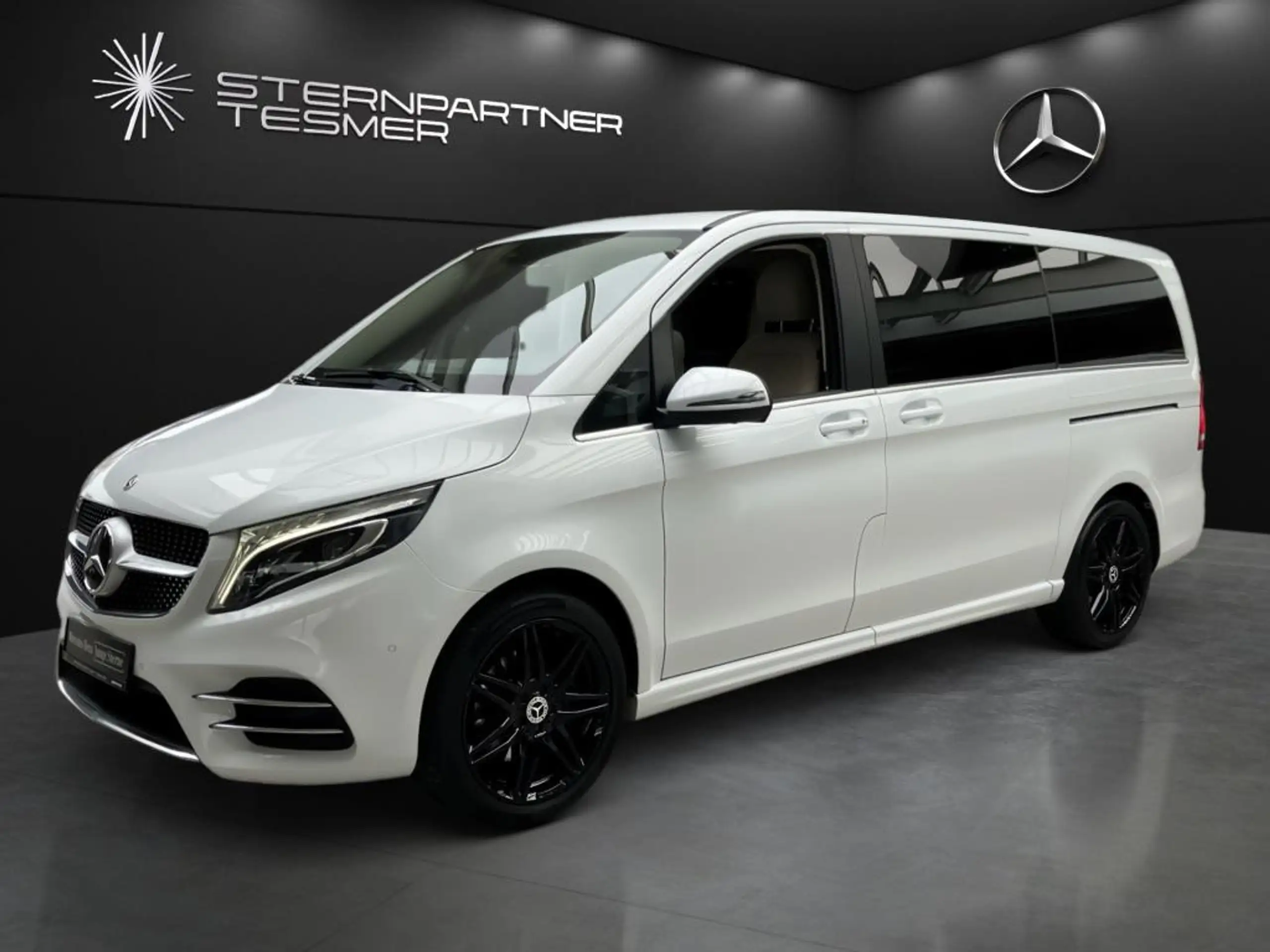 Mercedes-Benz - V 300