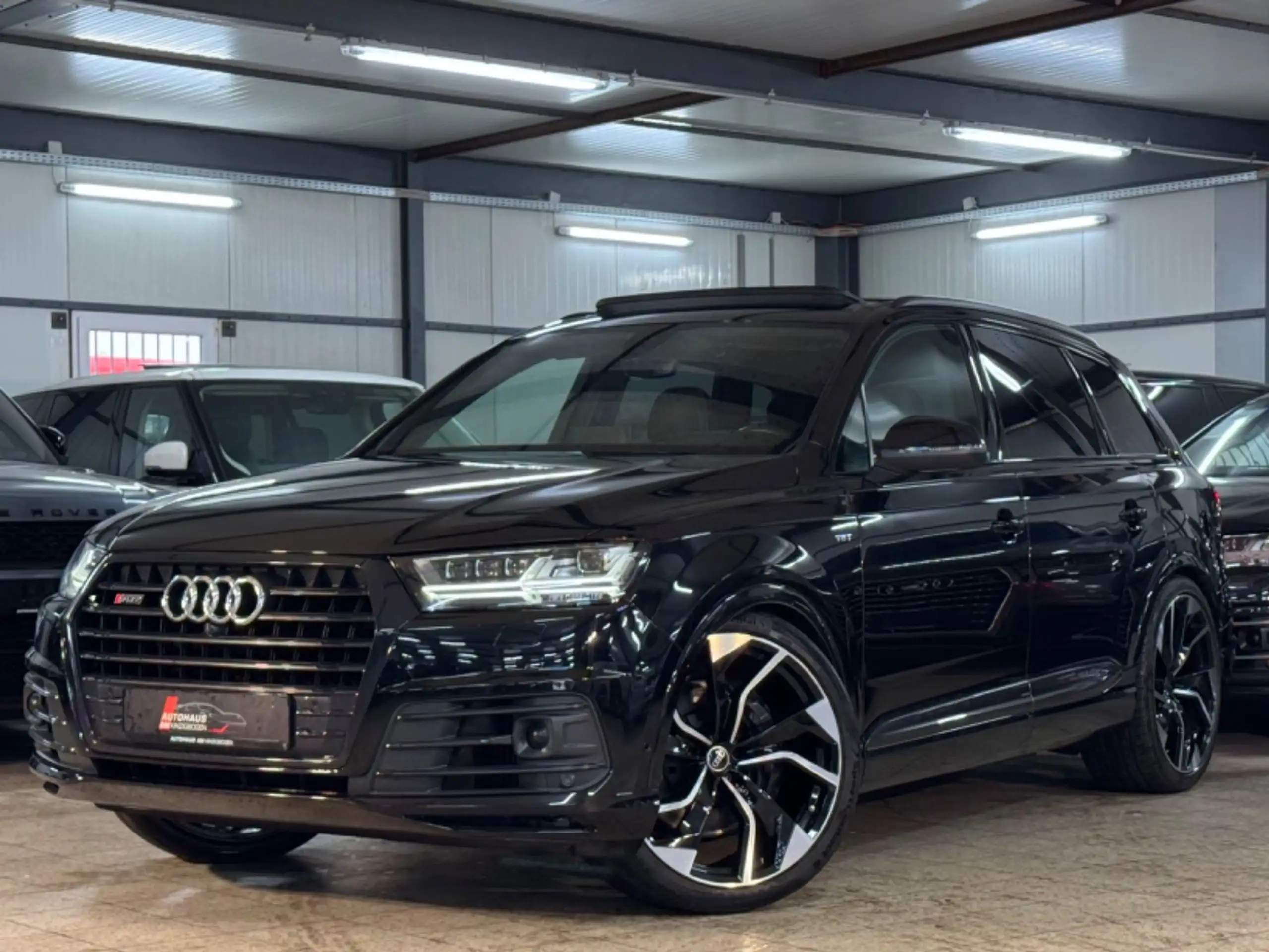 Audi - SQ7