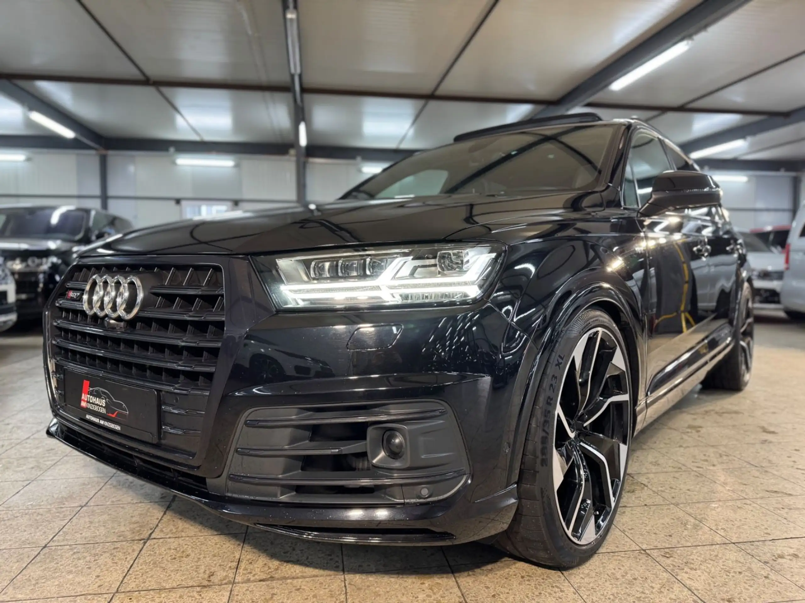 Audi - SQ7