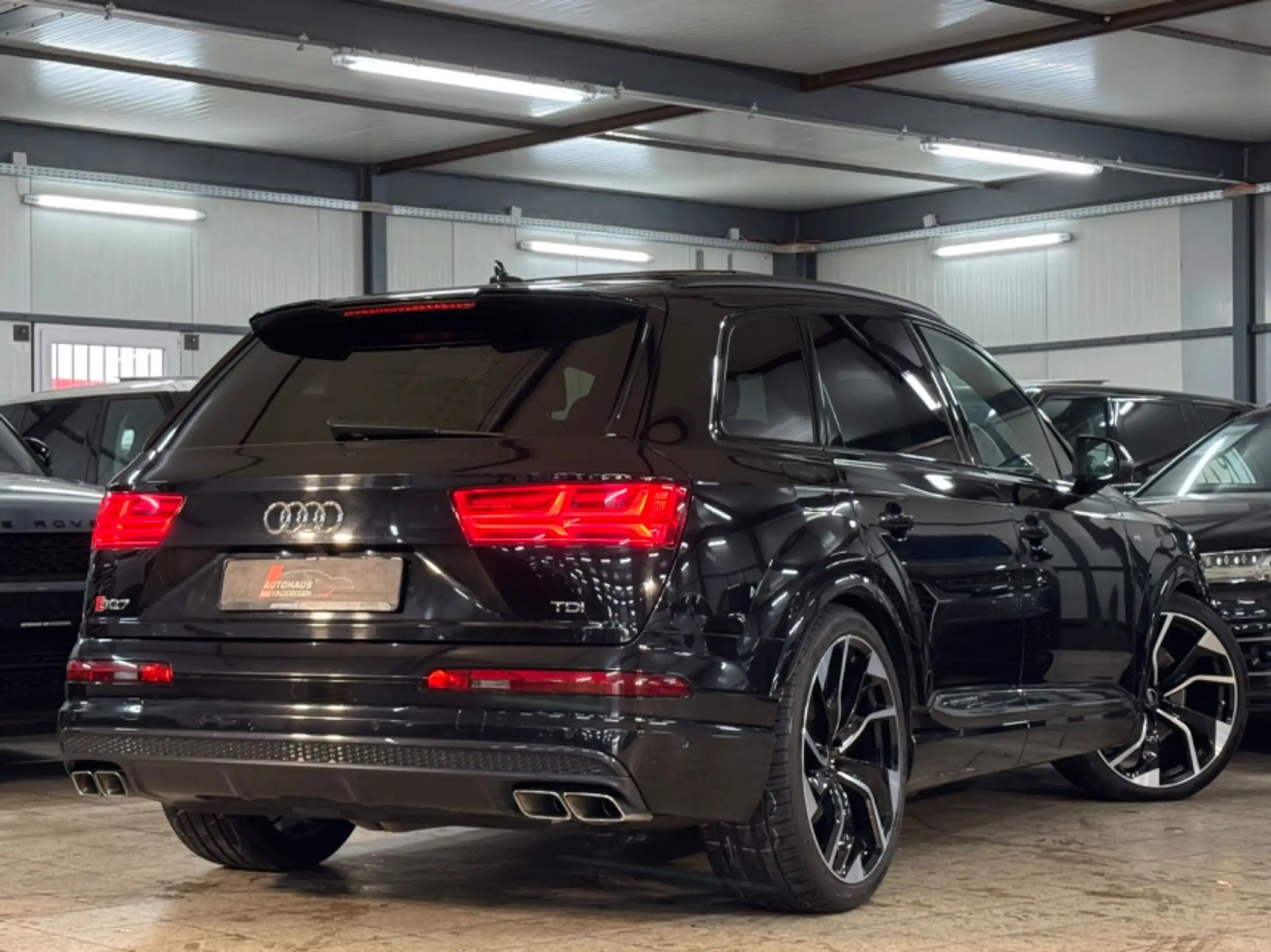 Audi - SQ7