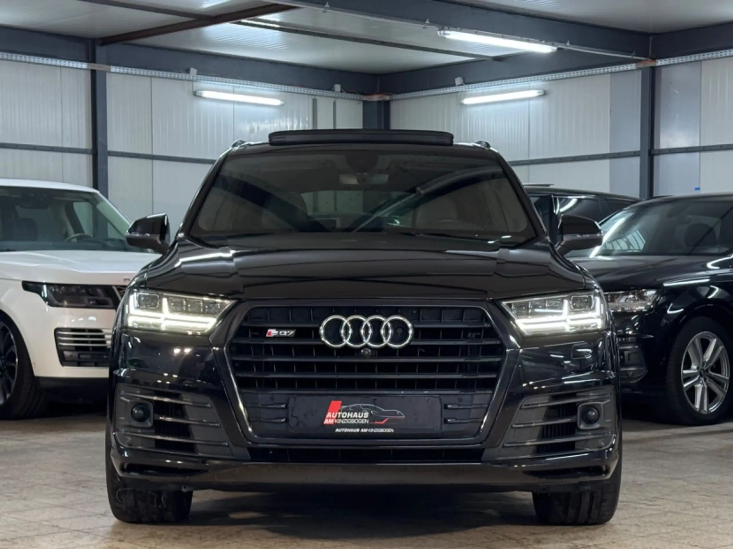 Audi - SQ7