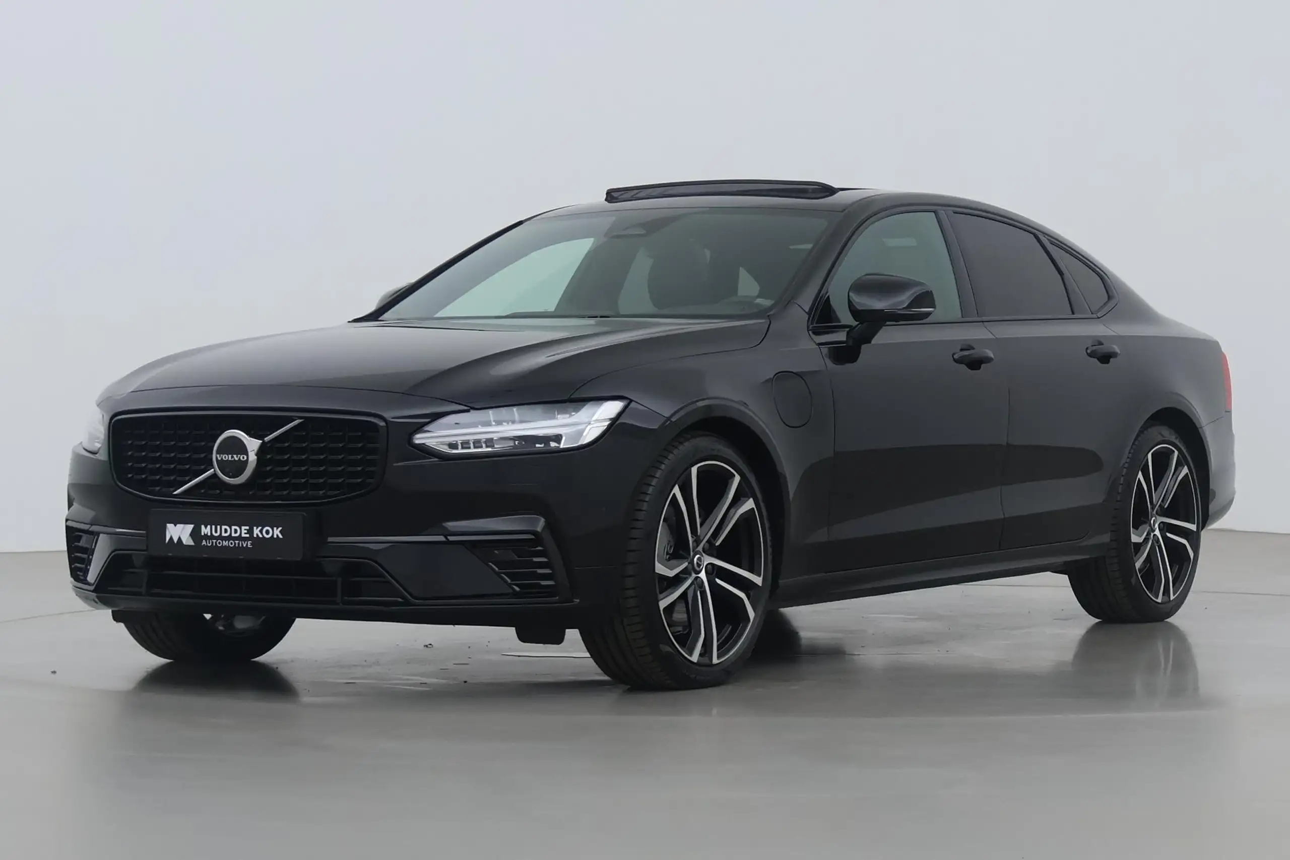 Volvo - S90