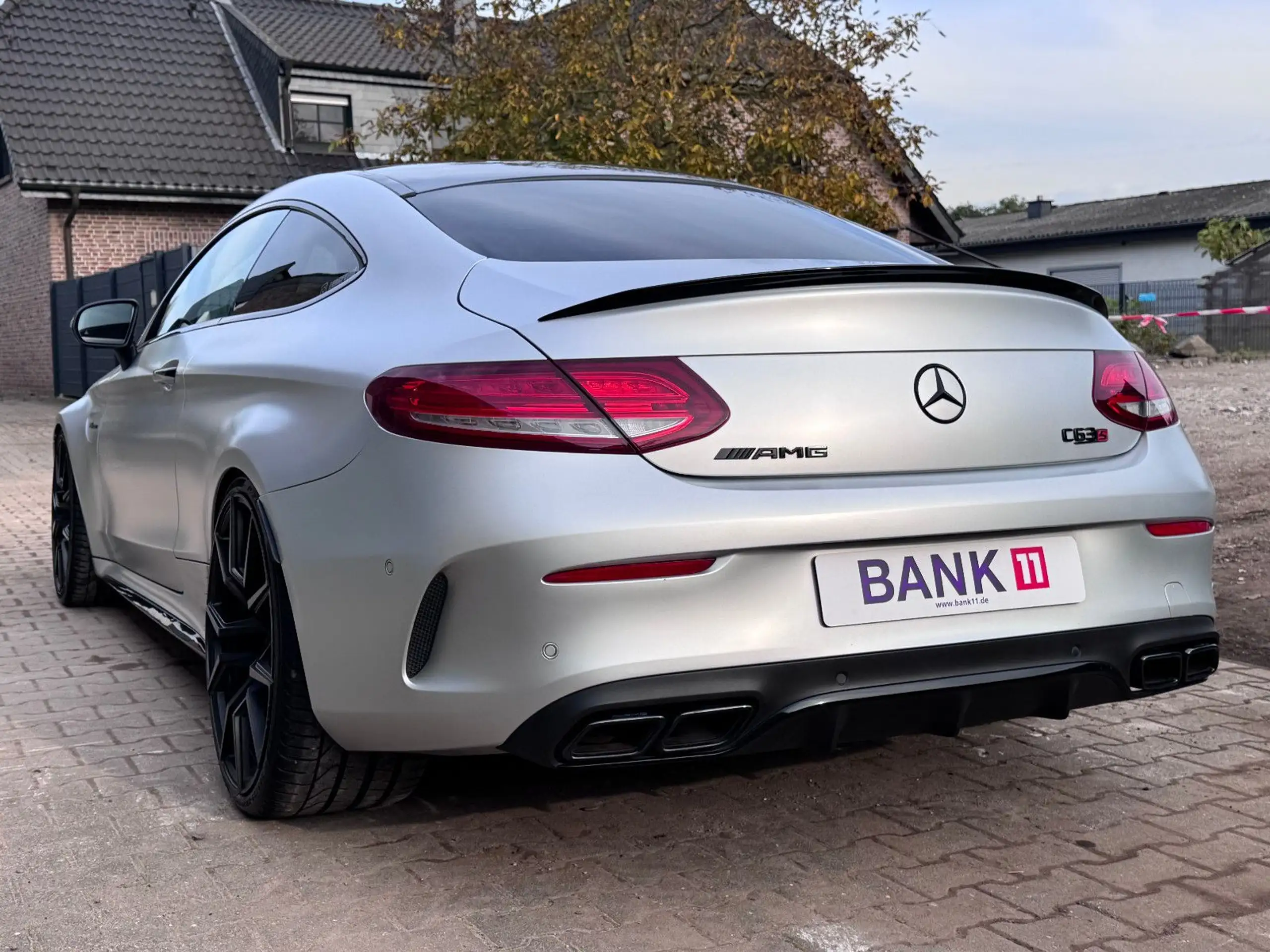 Mercedes-Benz - C 63 AMG