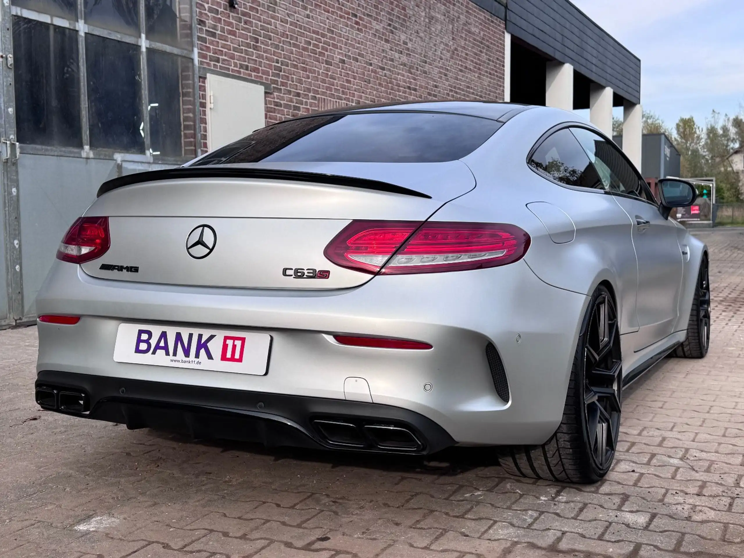 Mercedes-Benz - C 63 AMG