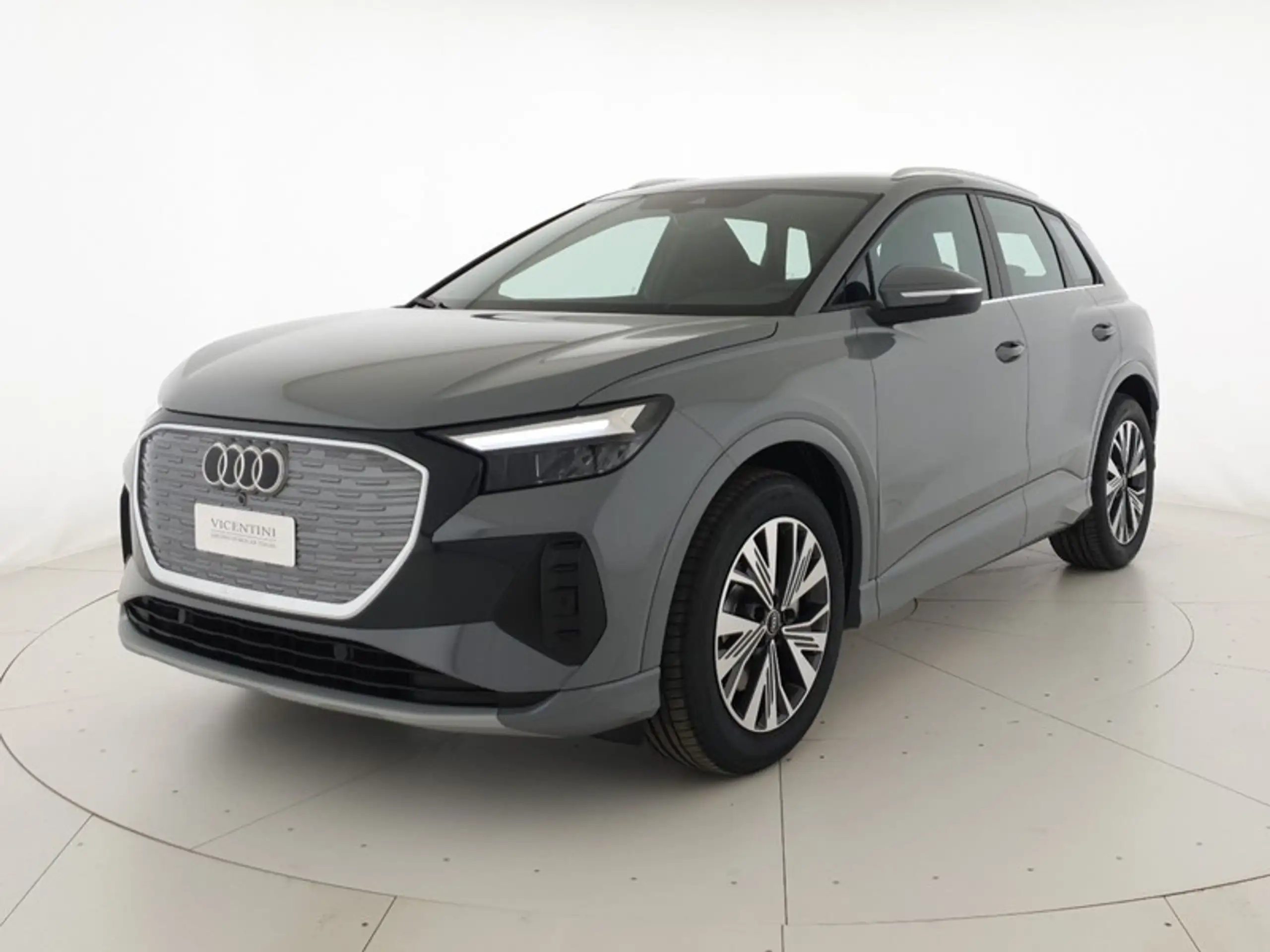 Audi - Q4 e-tron