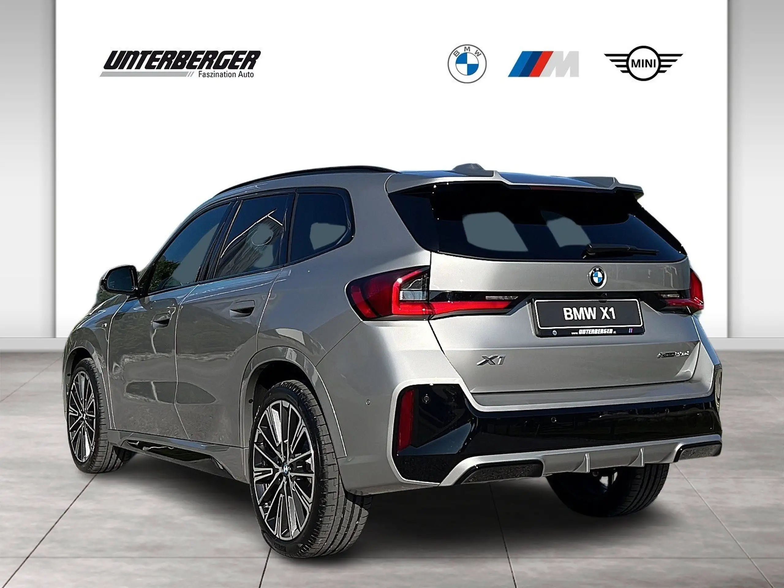 BMW - X1