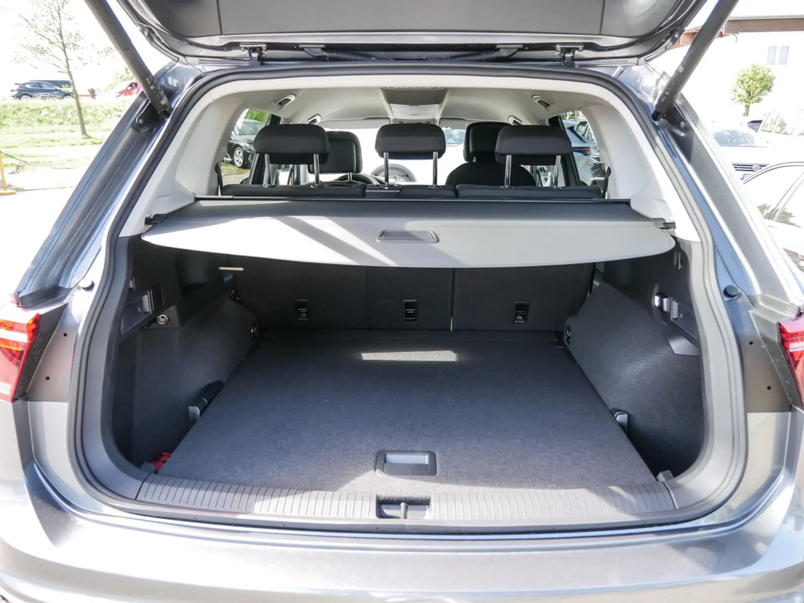 Volkswagen - Tiguan Allspace