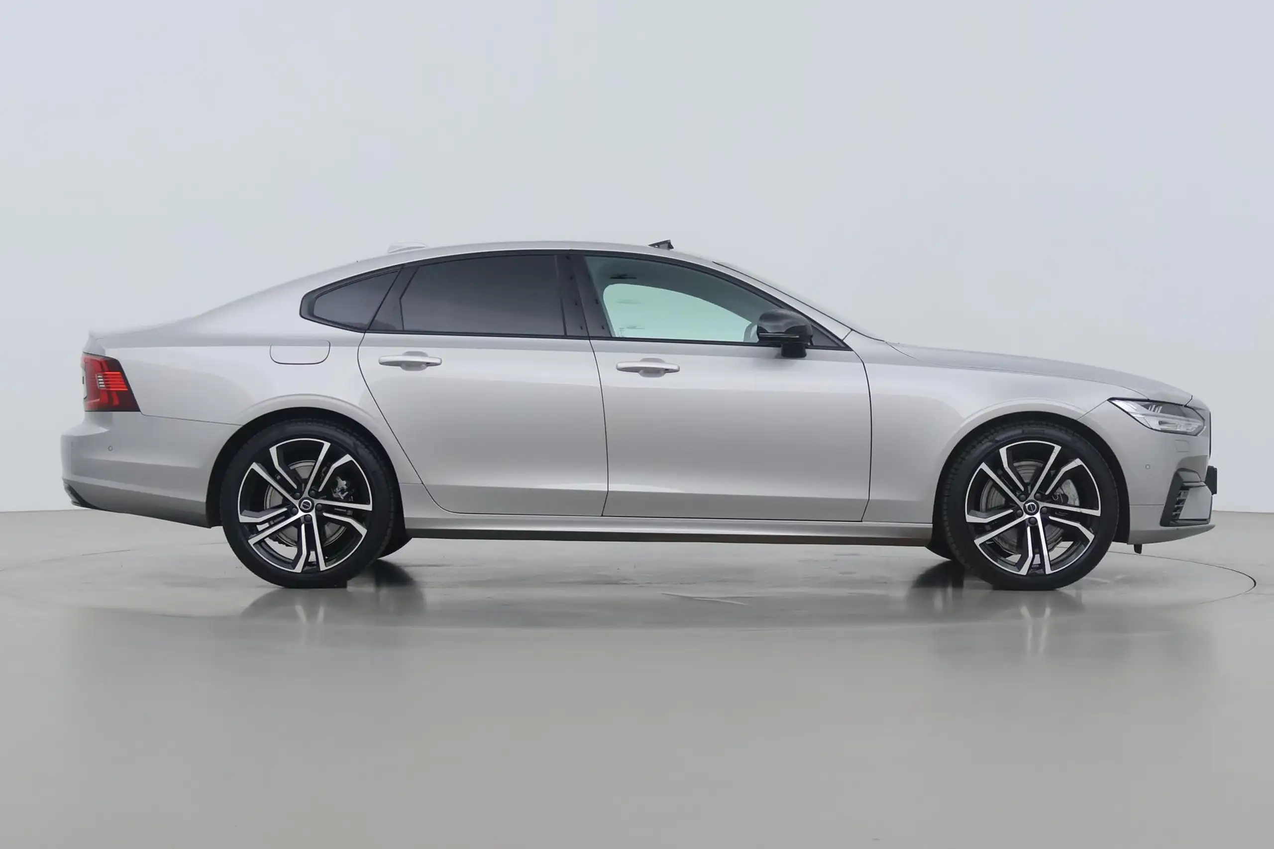 Volvo - S90