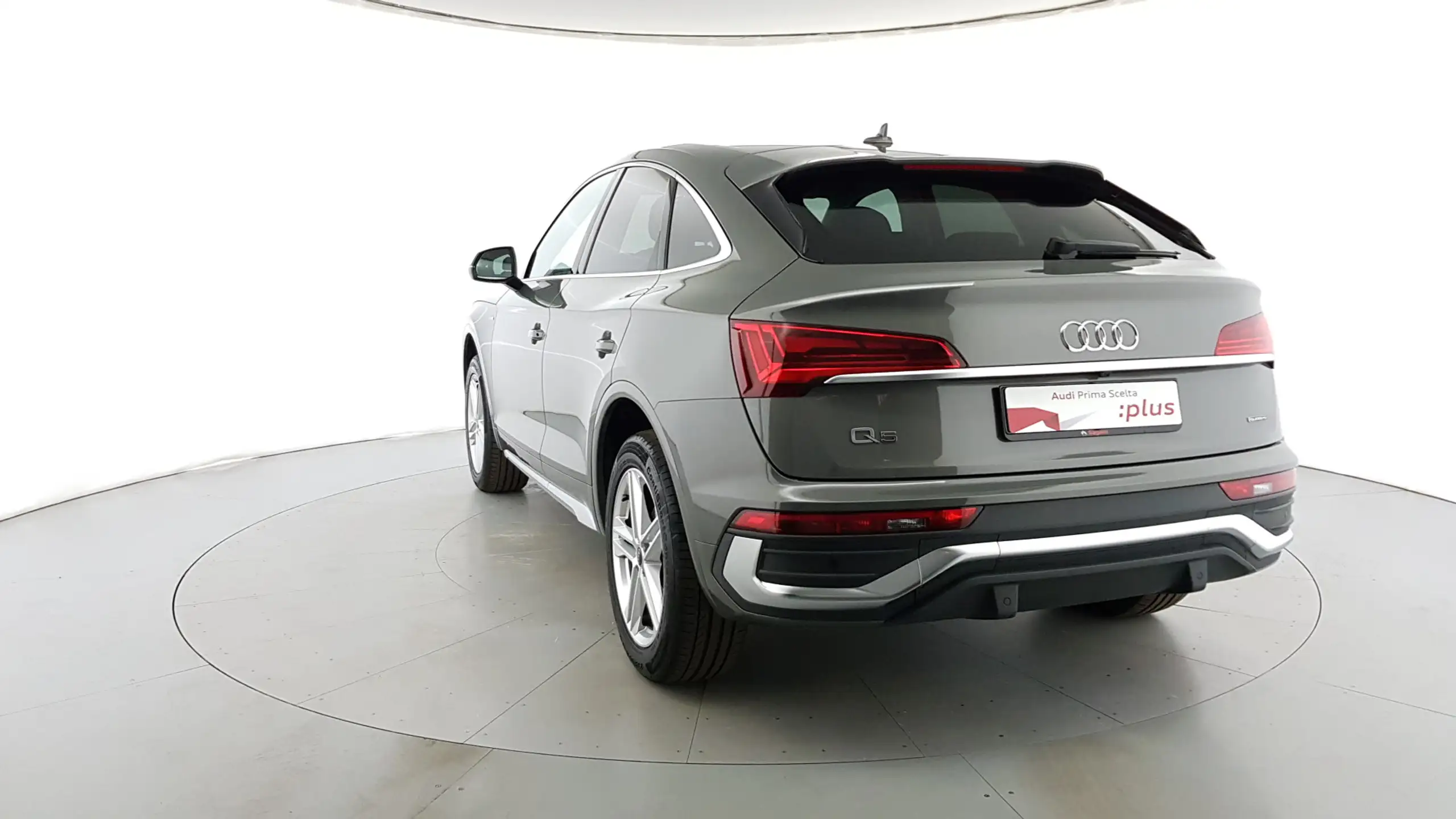 Audi - Q5