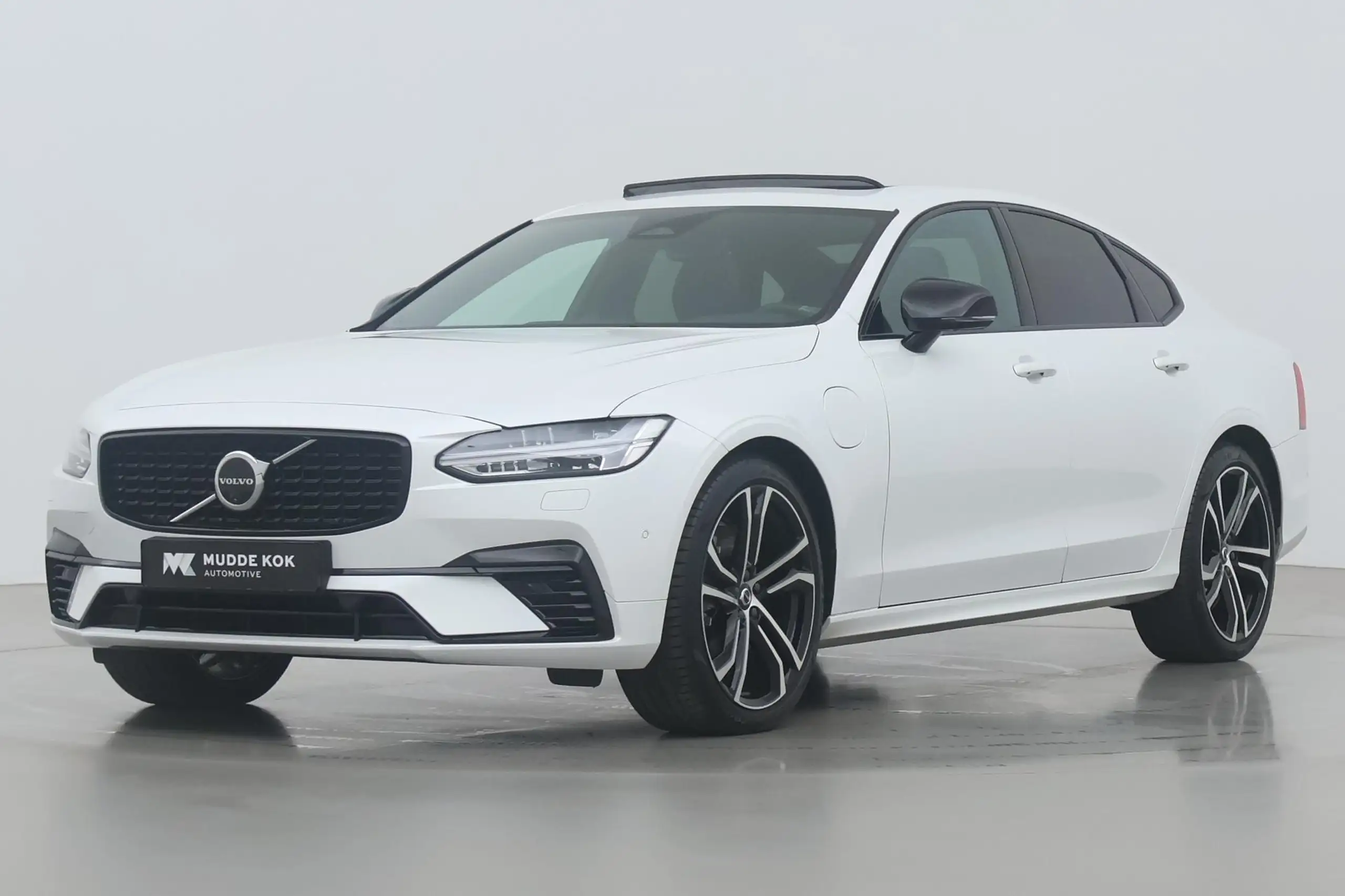 Volvo - S90