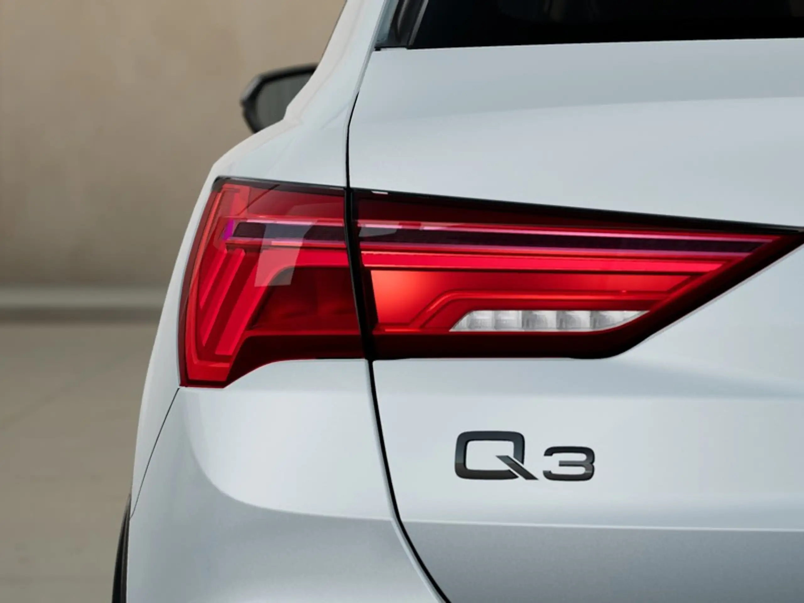 Audi - Q3