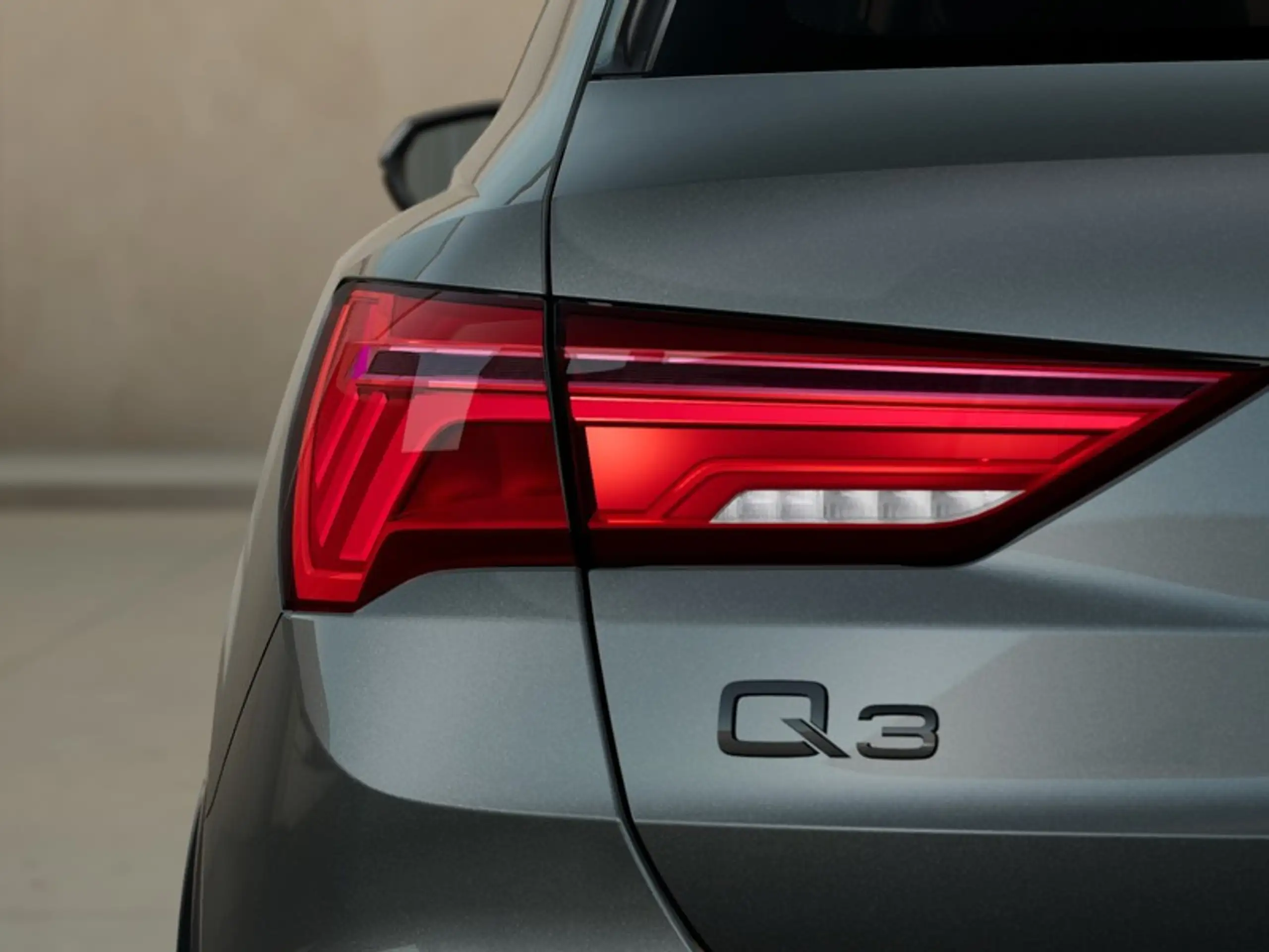 Audi - Q3