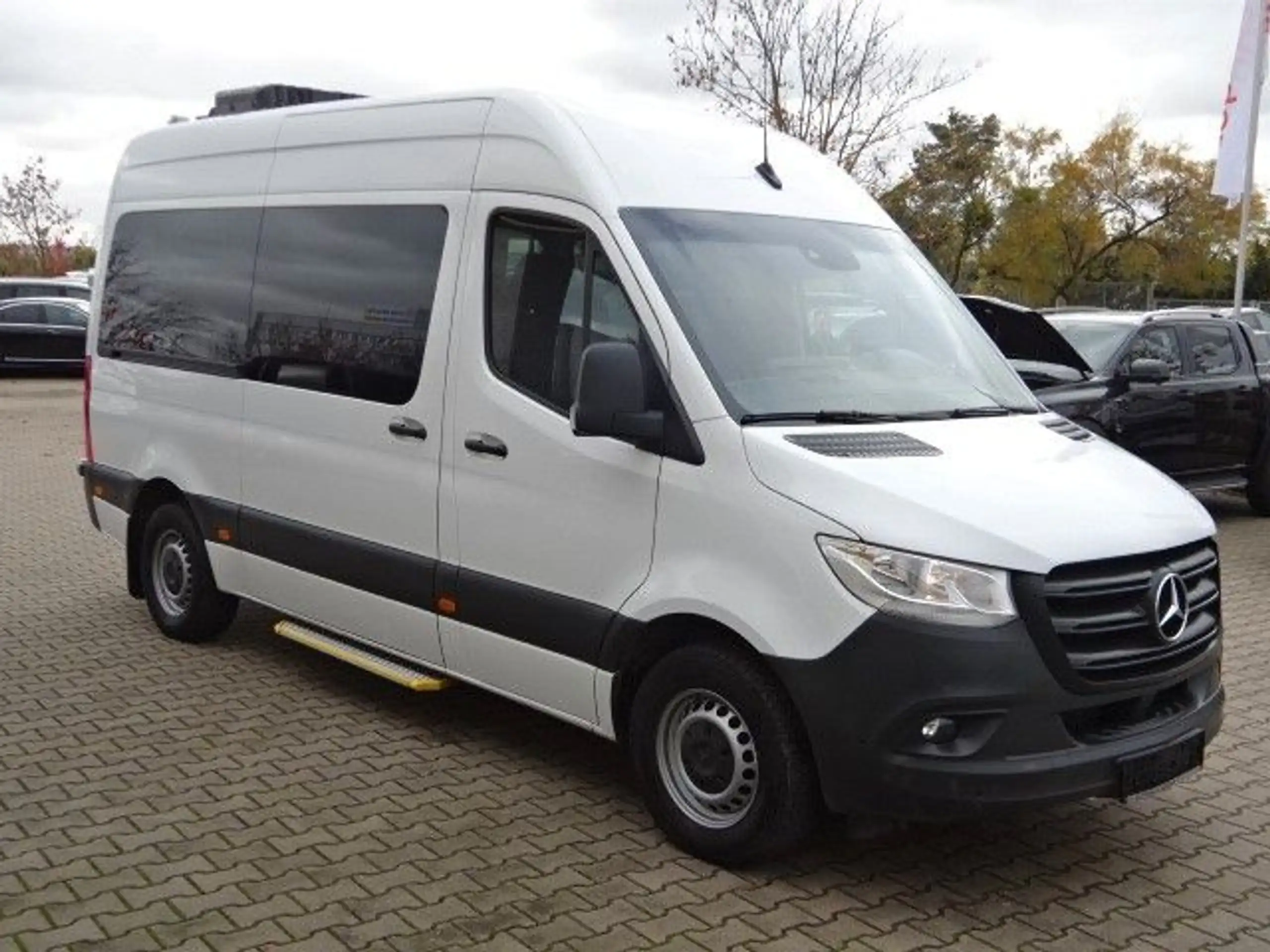 Mercedes-Benz - Sprinter