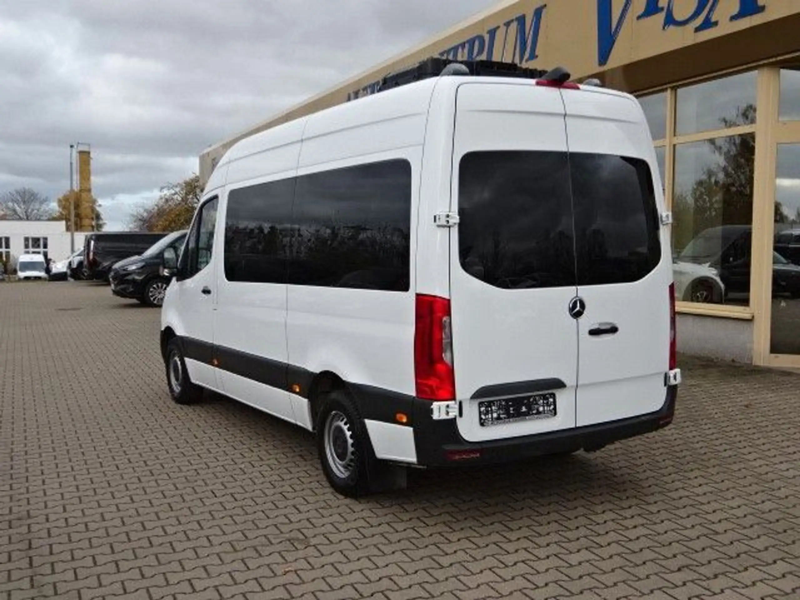 Mercedes-Benz - Sprinter