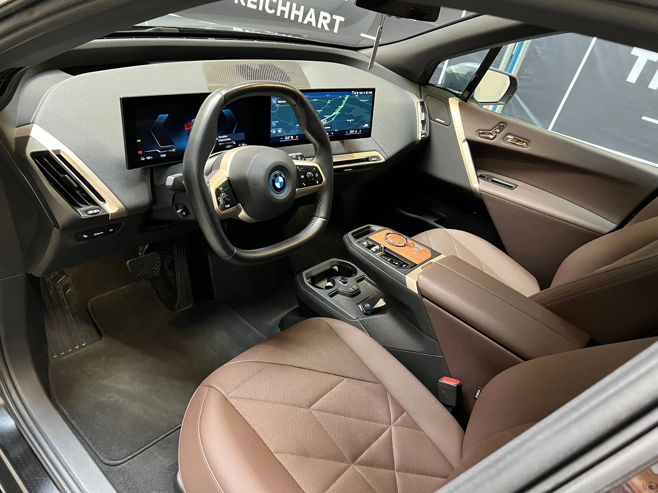 BMW - iX