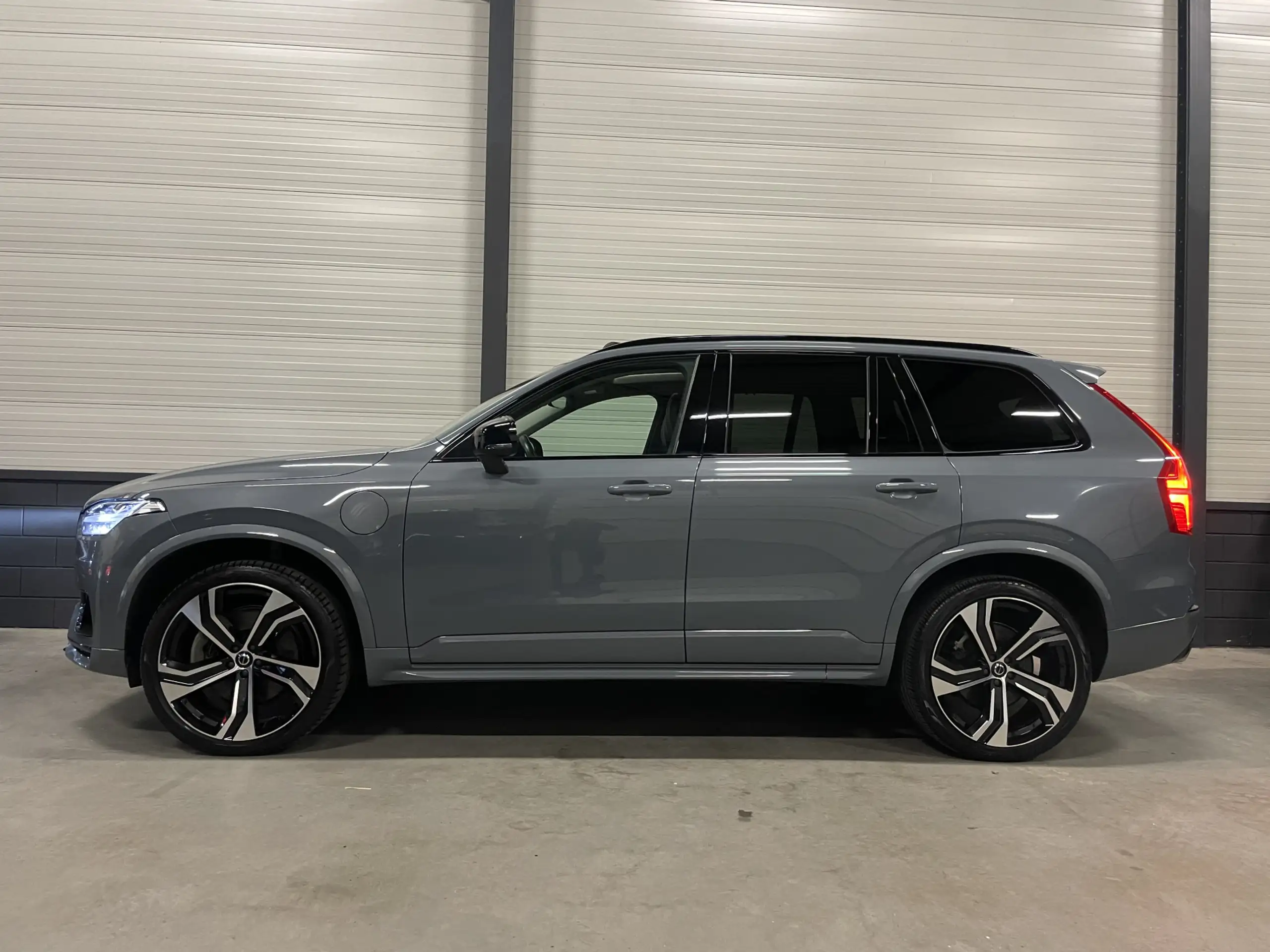 Volvo - XC90