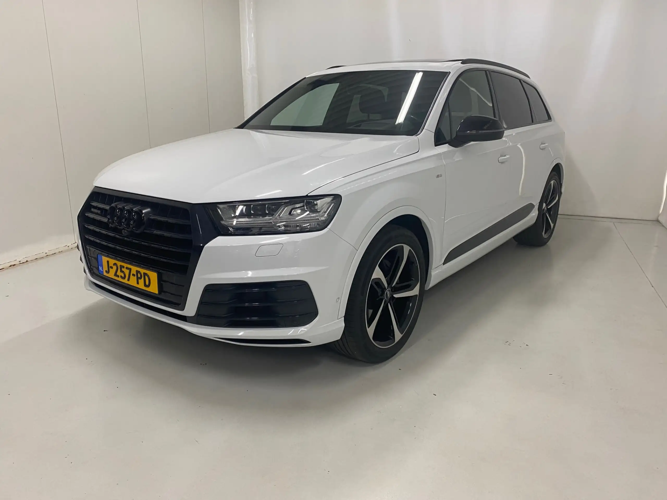 Audi - Q7