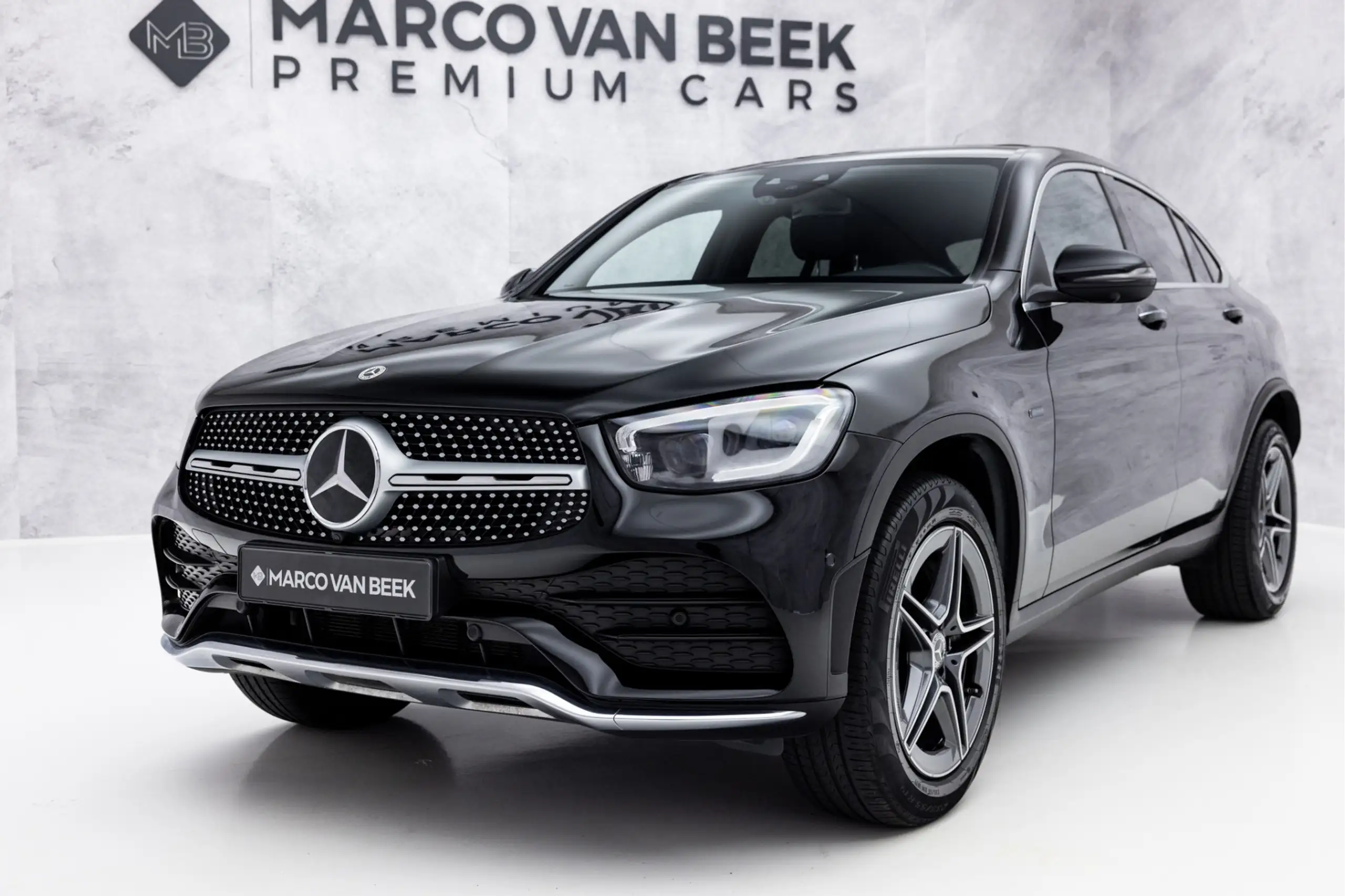 Mercedes-Benz - GLC 300