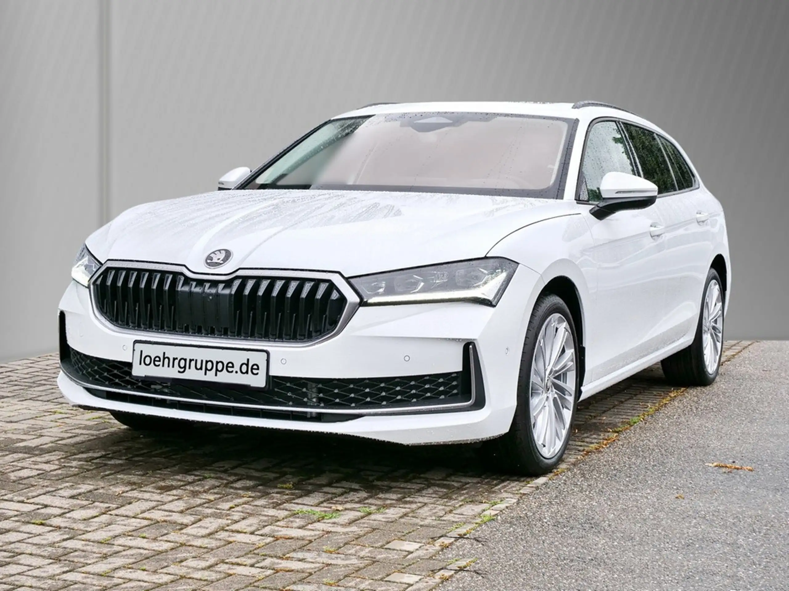 Skoda - Superb