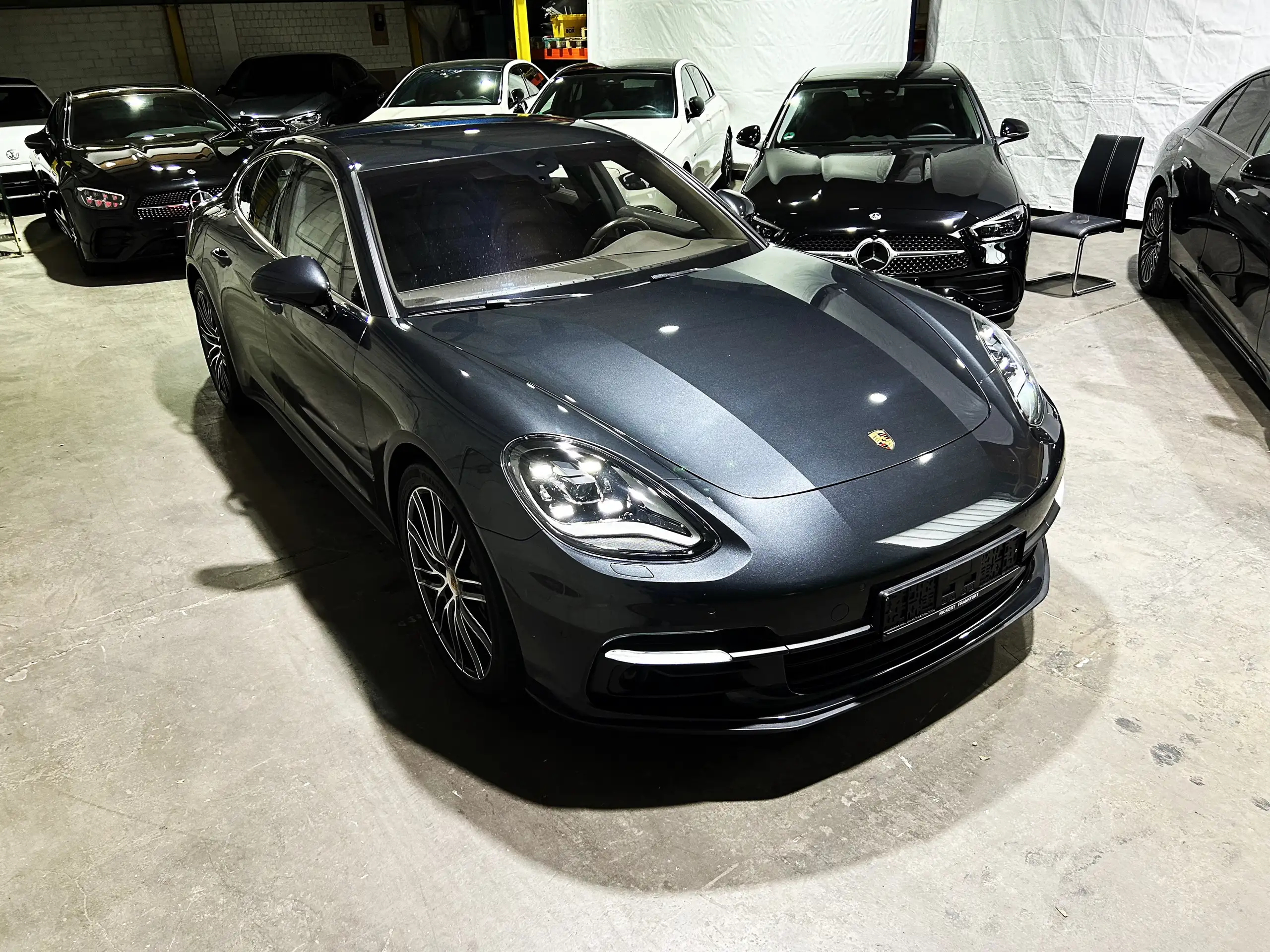 Porsche - Panamera