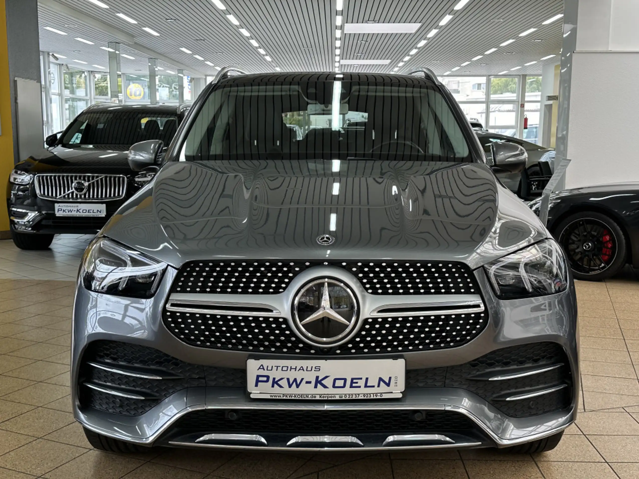 Mercedes-Benz - GLE 300