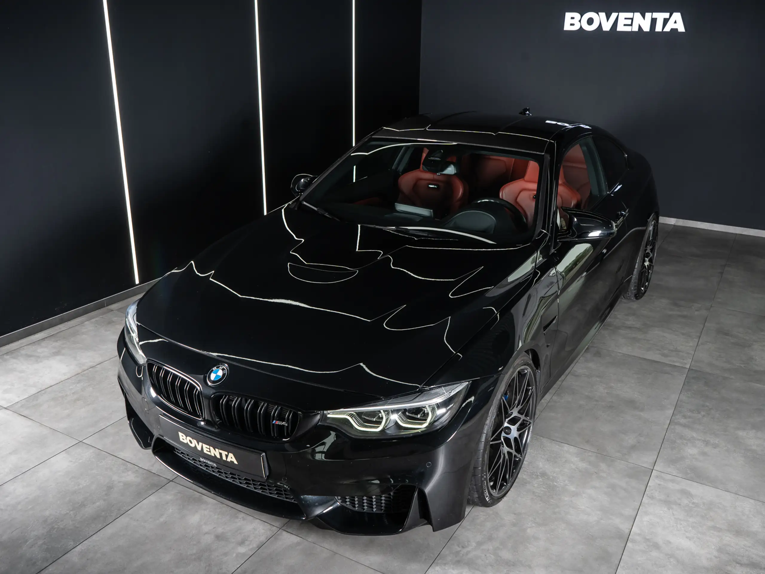 BMW - M4