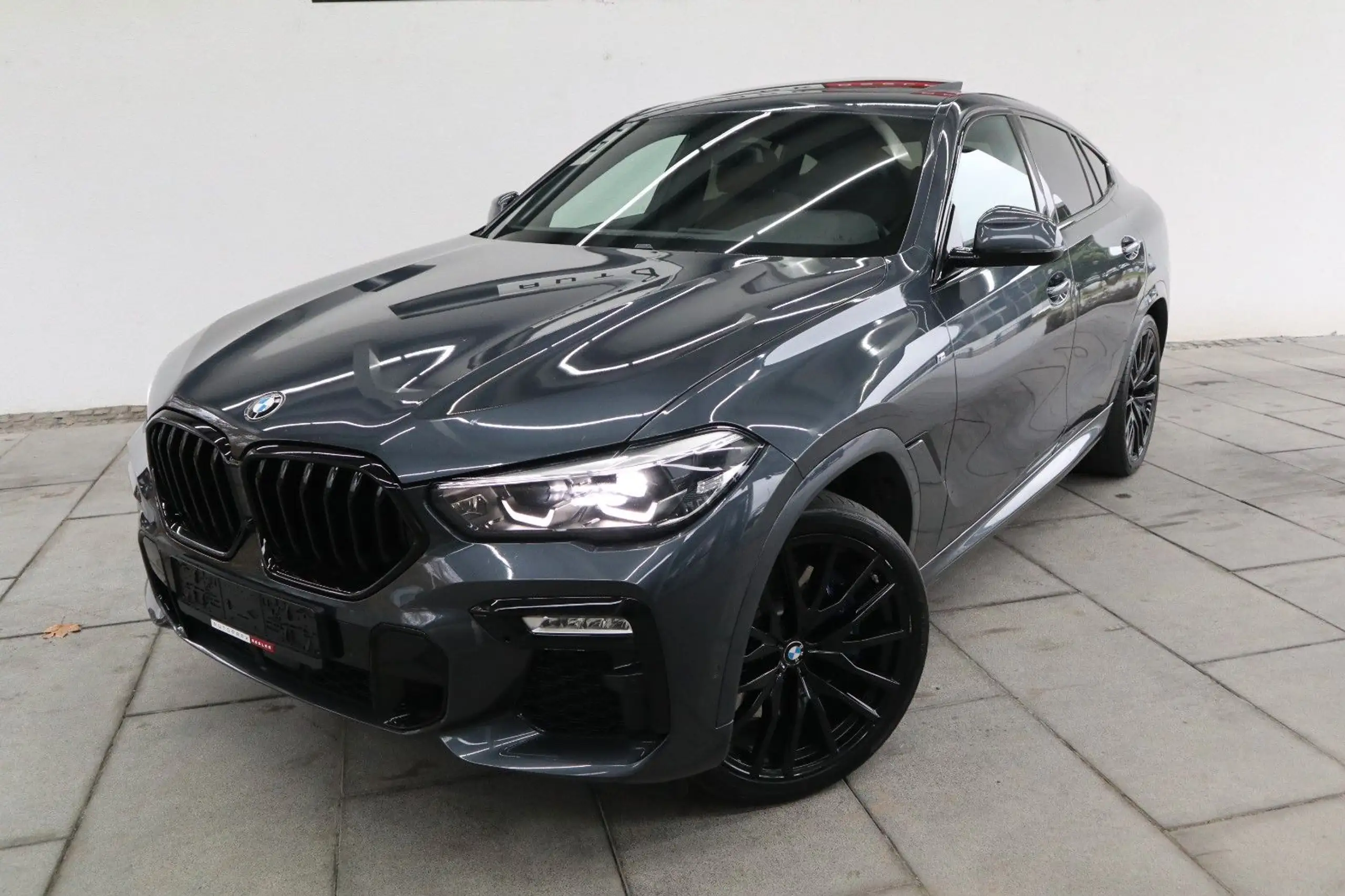 BMW - X6