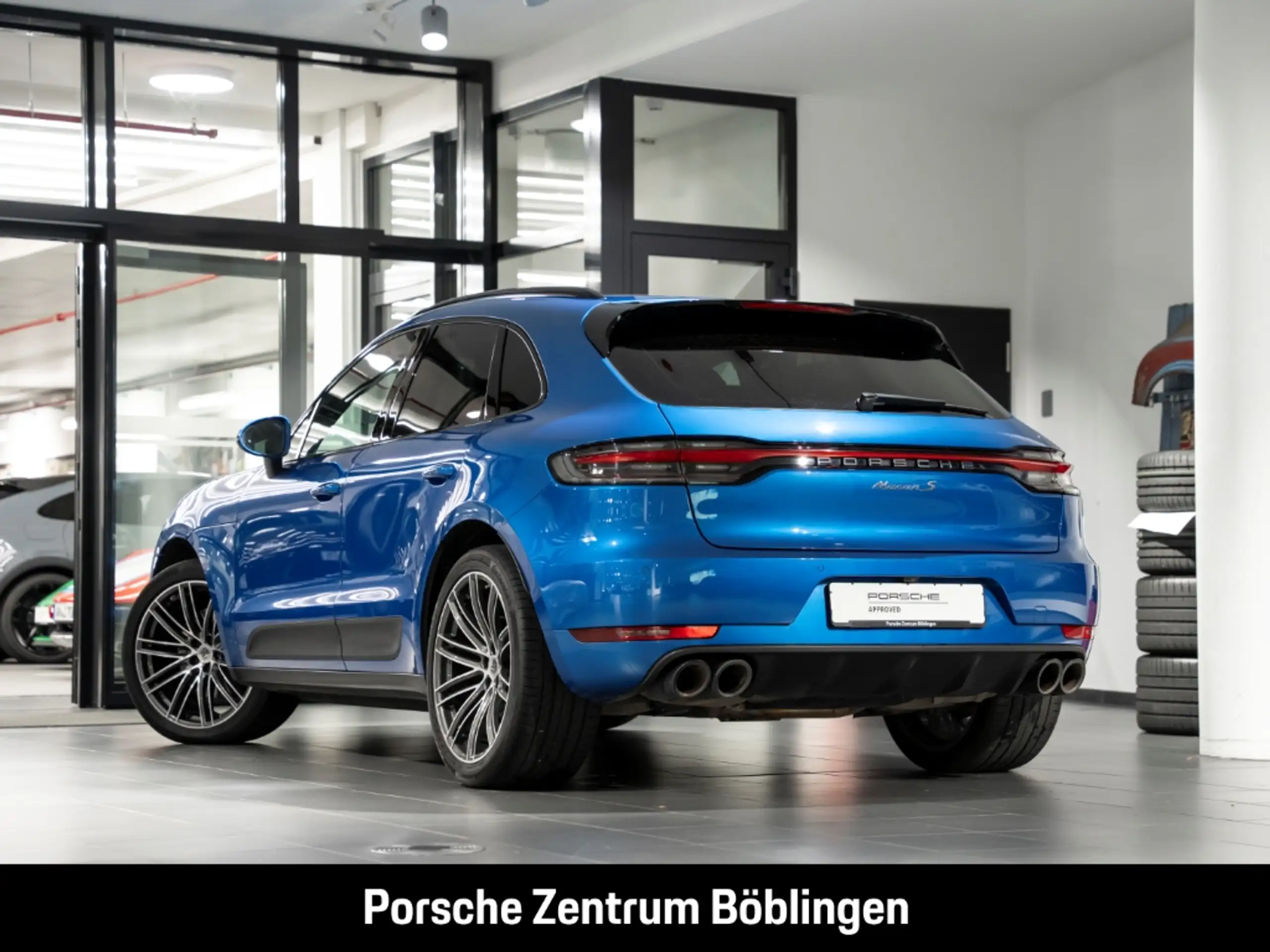 Porsche - Macan