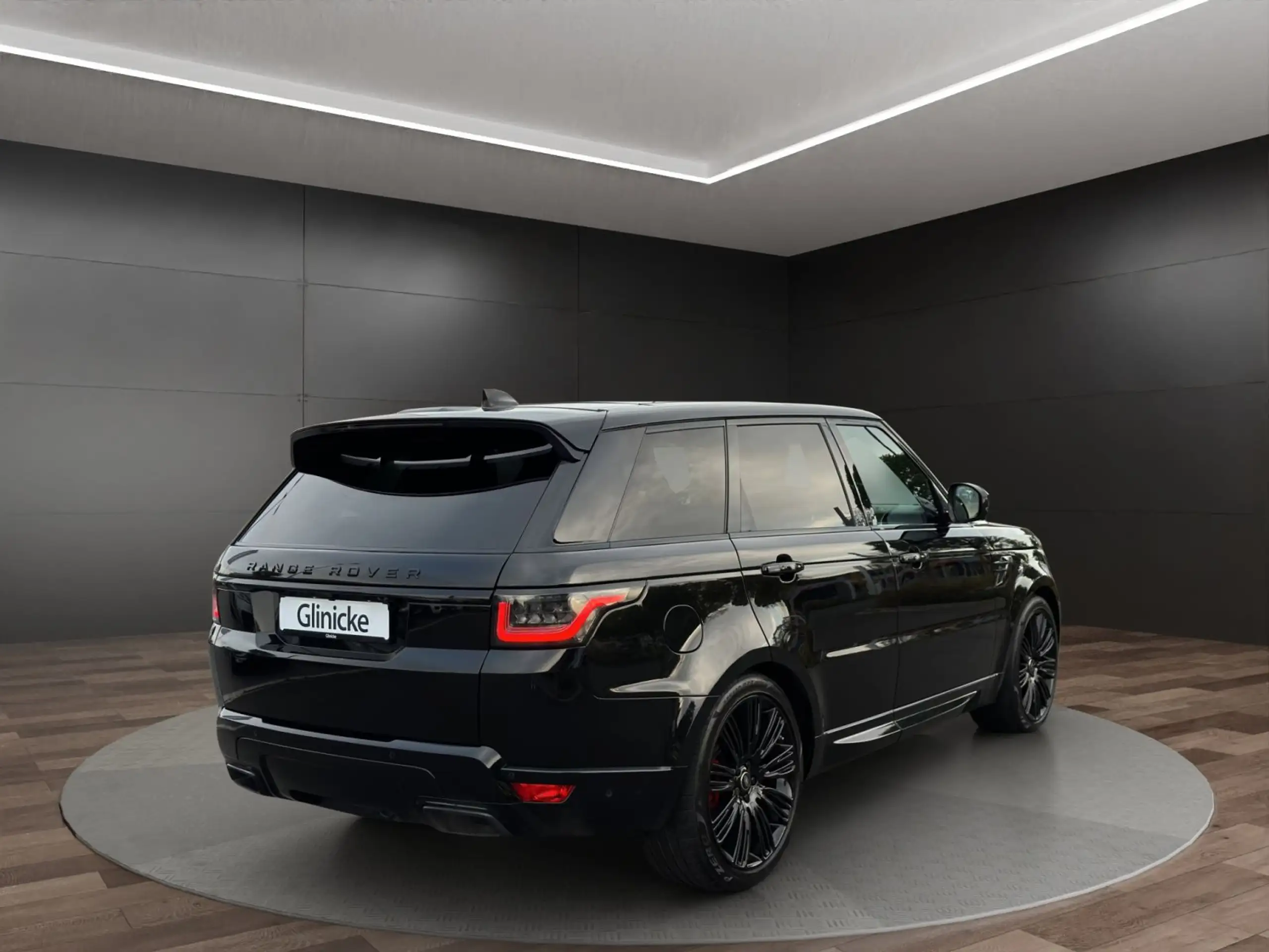 Land Rover - Range Rover Sport