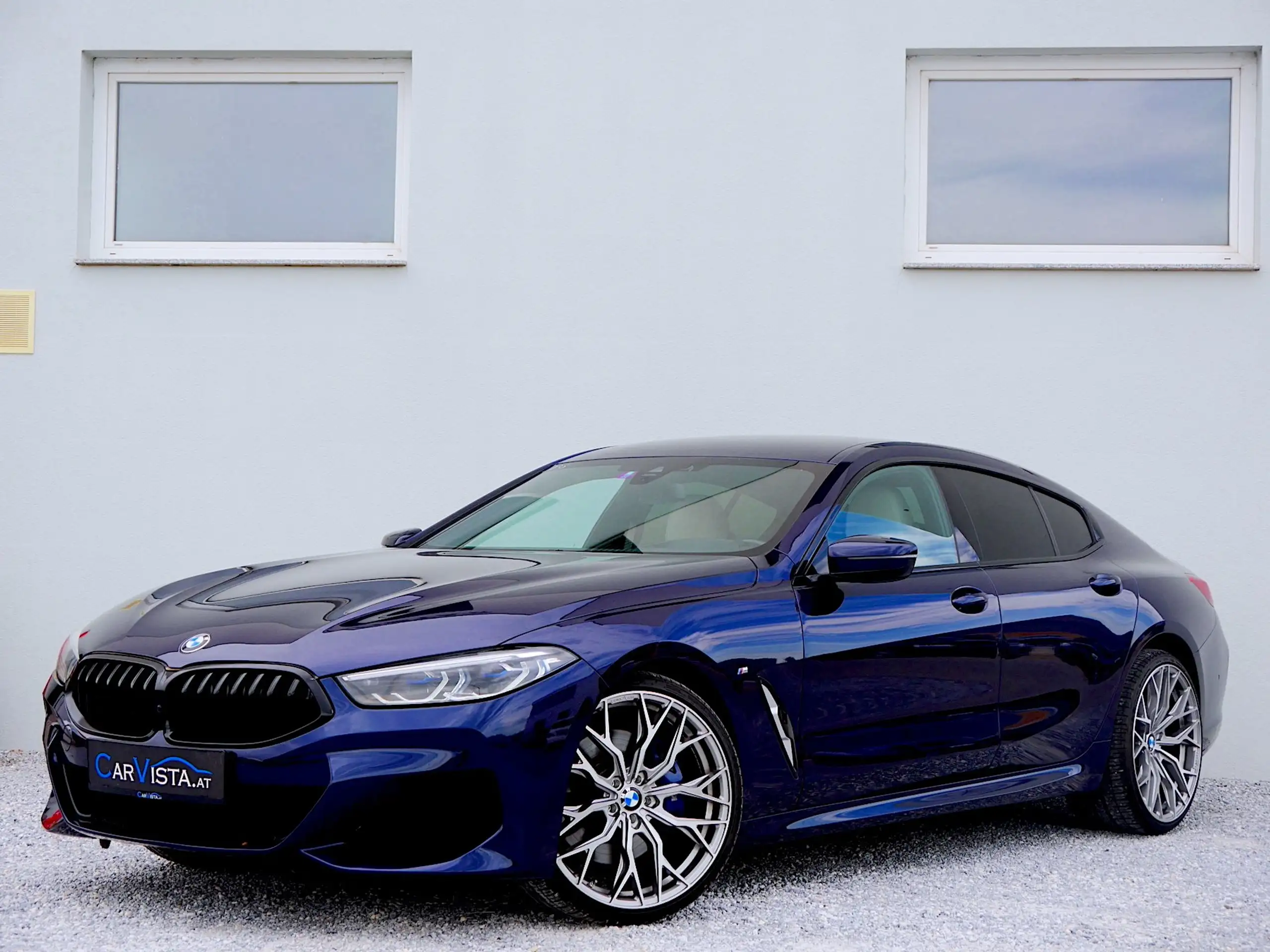 BMW - 840