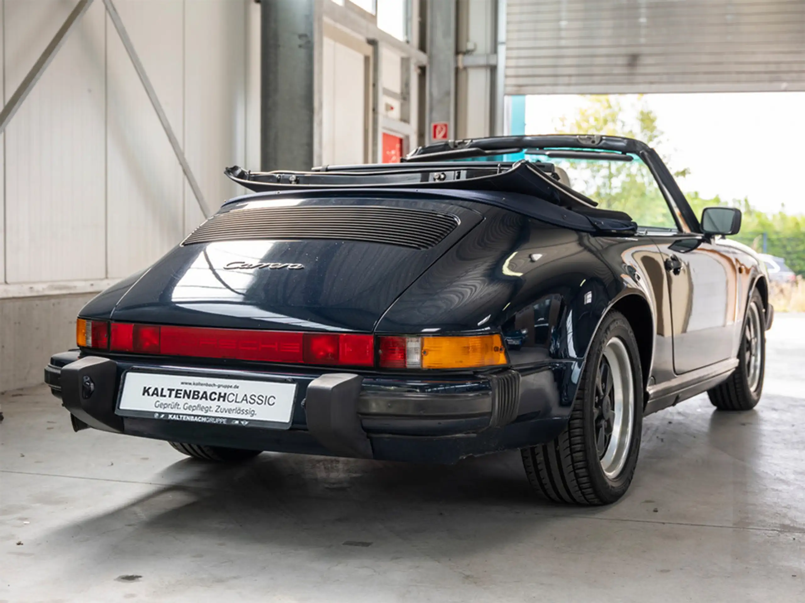 Porsche - 911