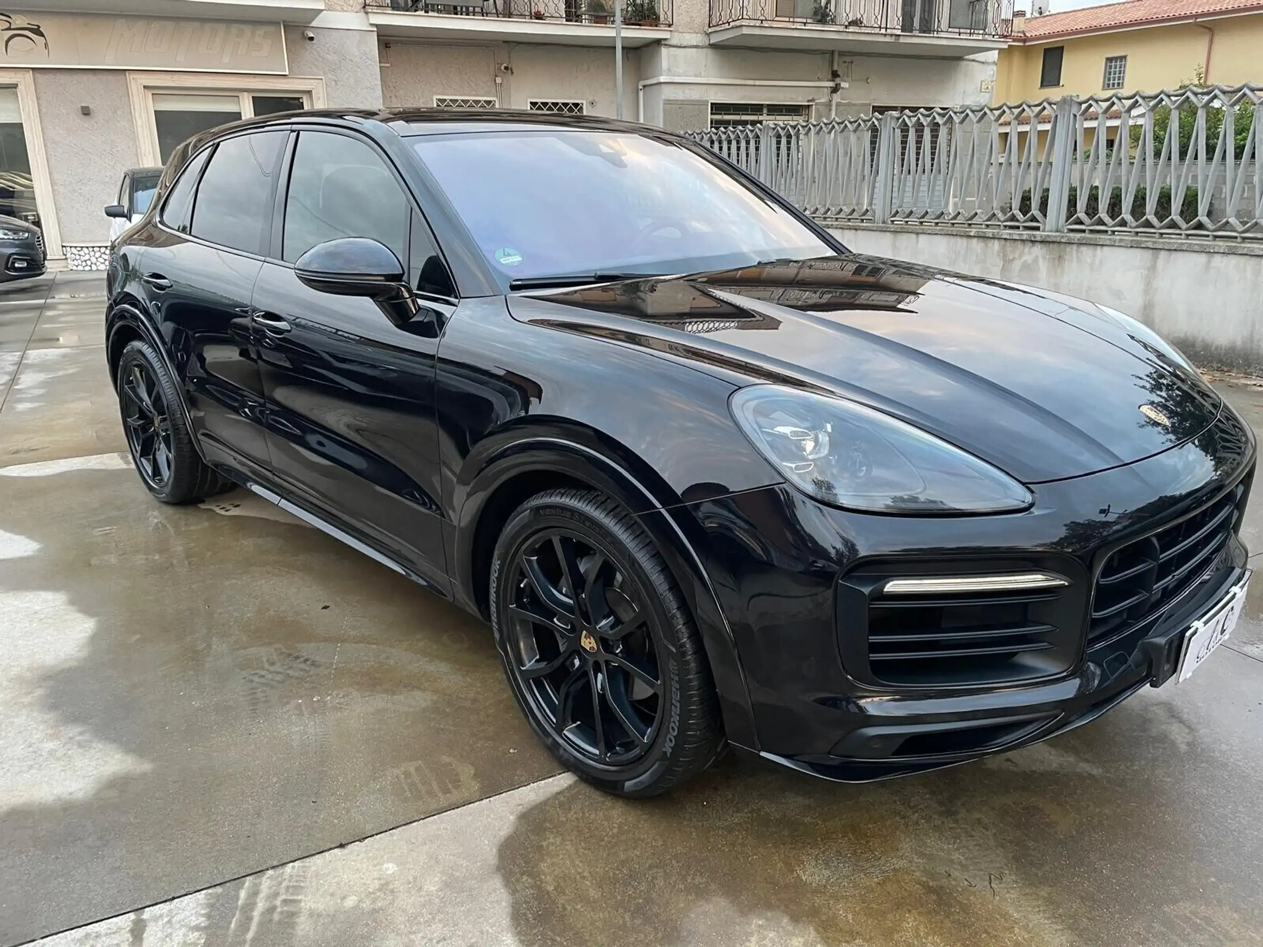 Porsche - Cayenne