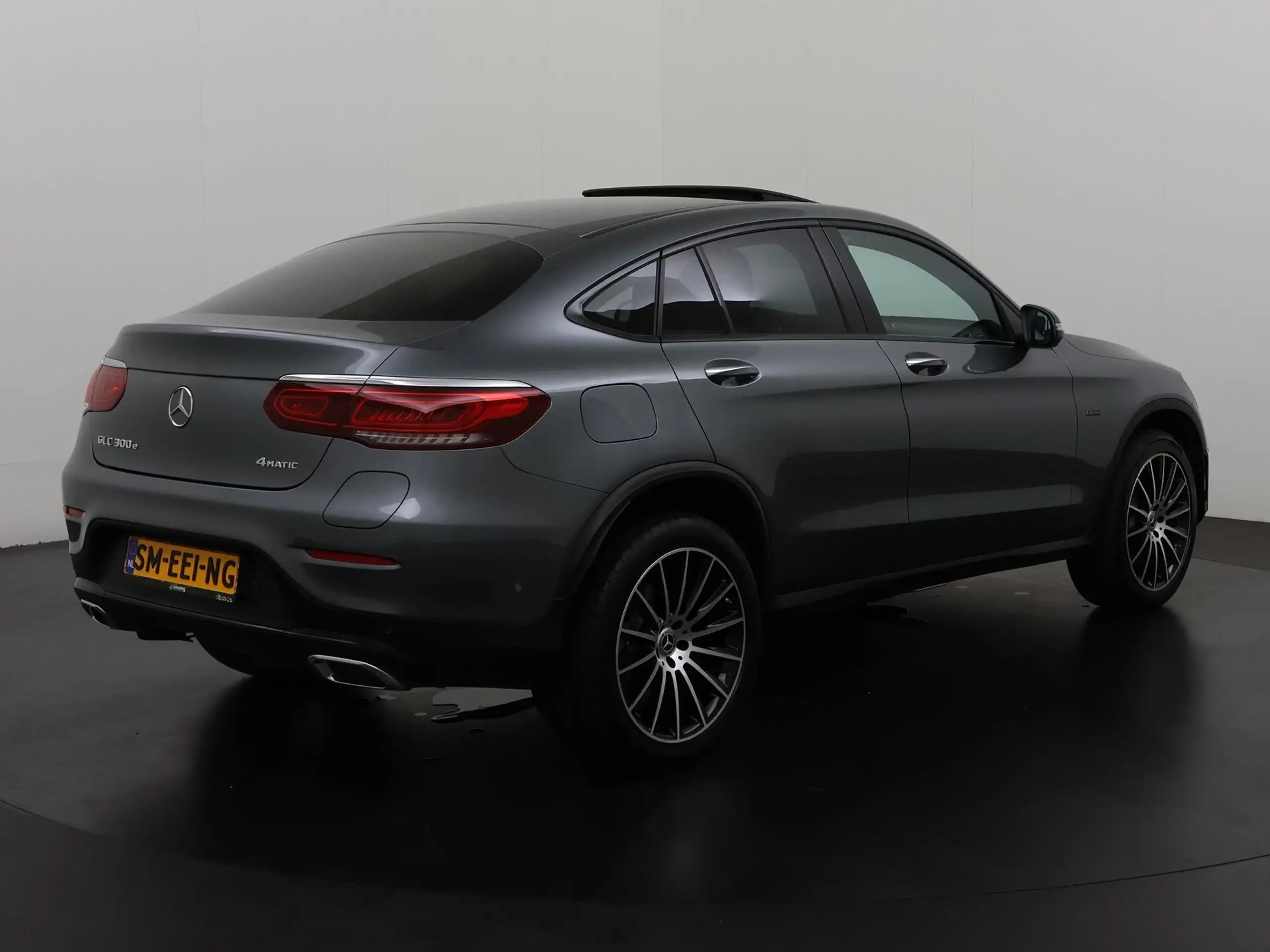 Mercedes-Benz - GLC 300