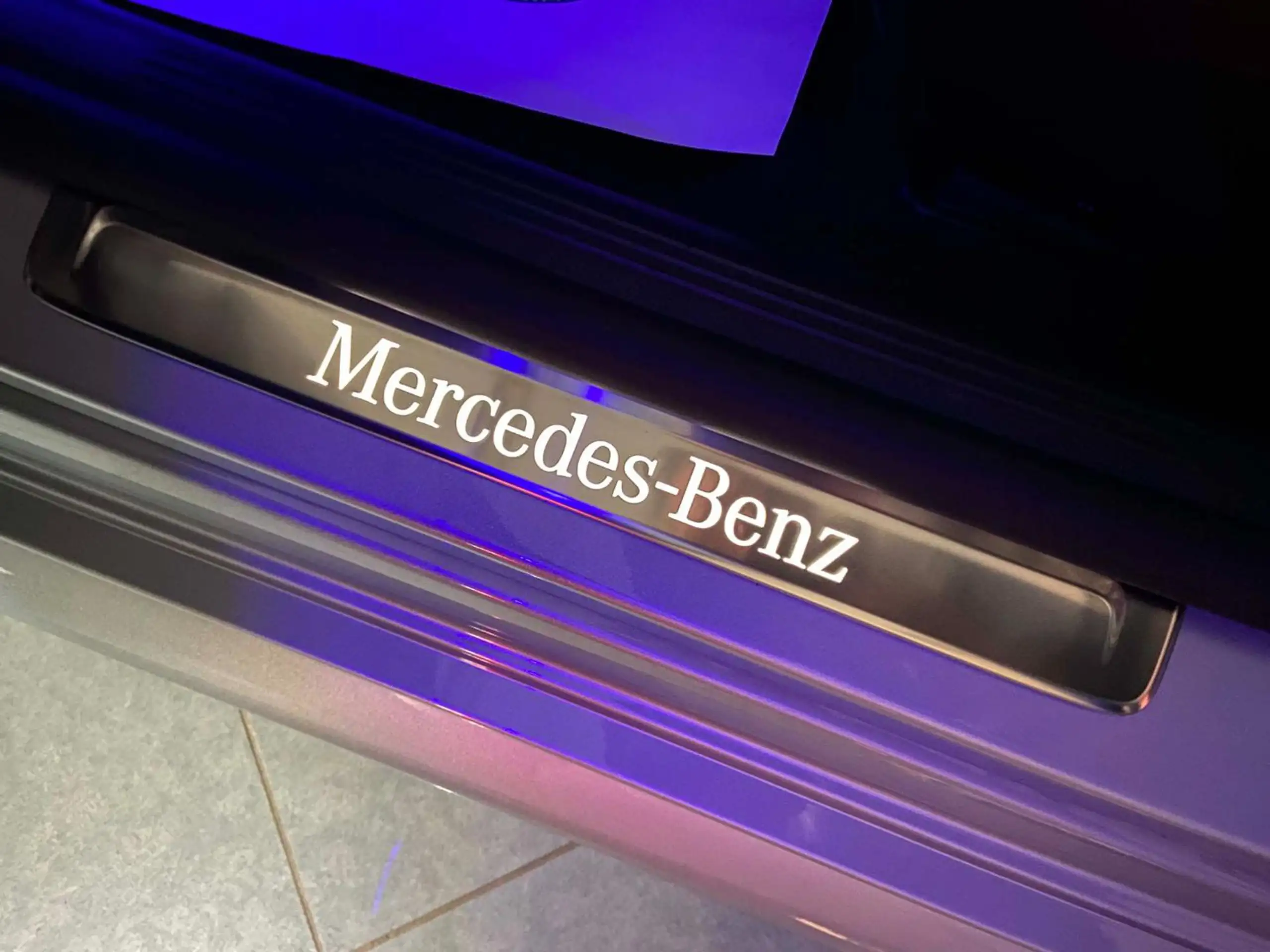 Mercedes-Benz - C 220