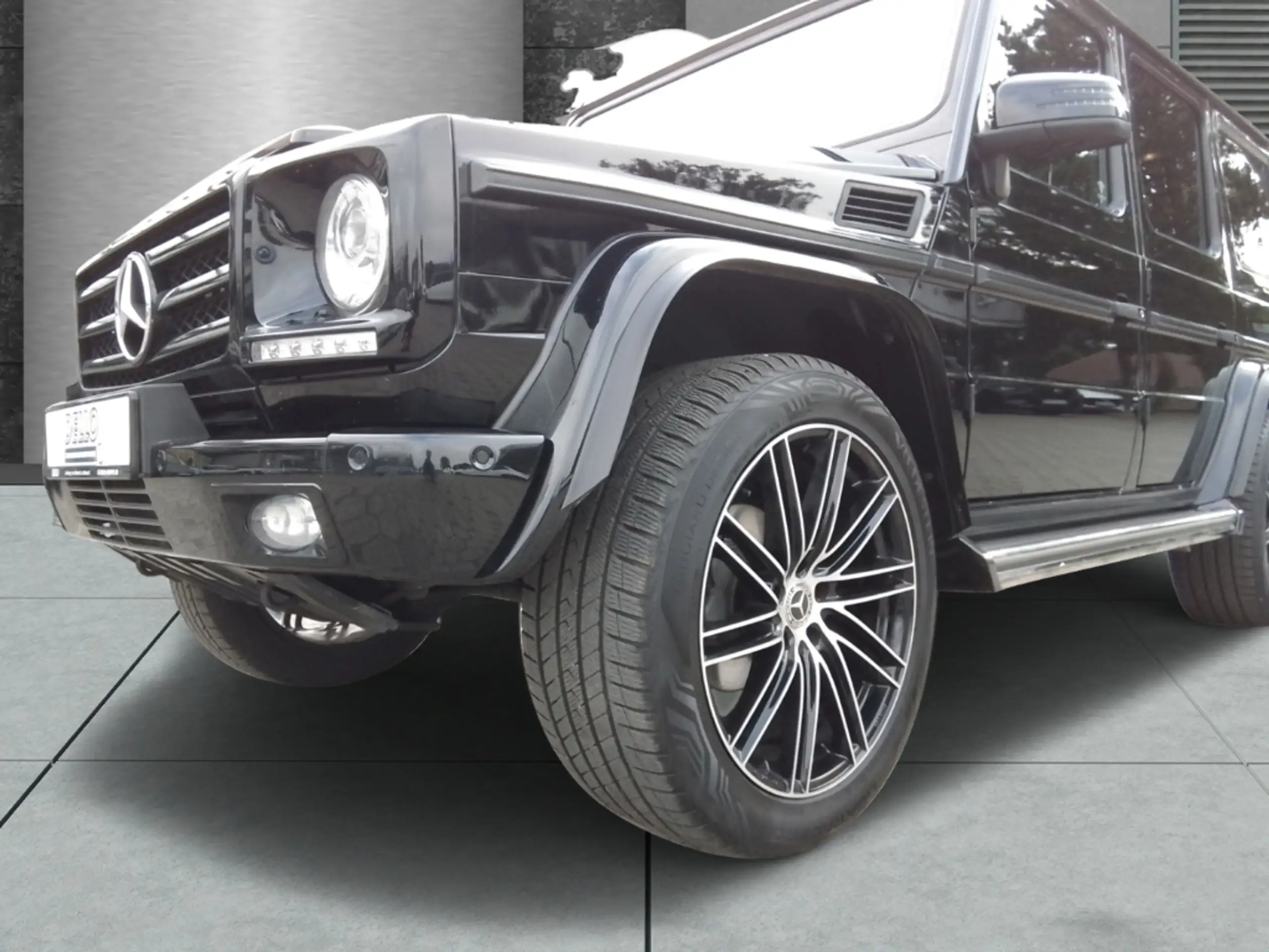 Mercedes-Benz - G 350