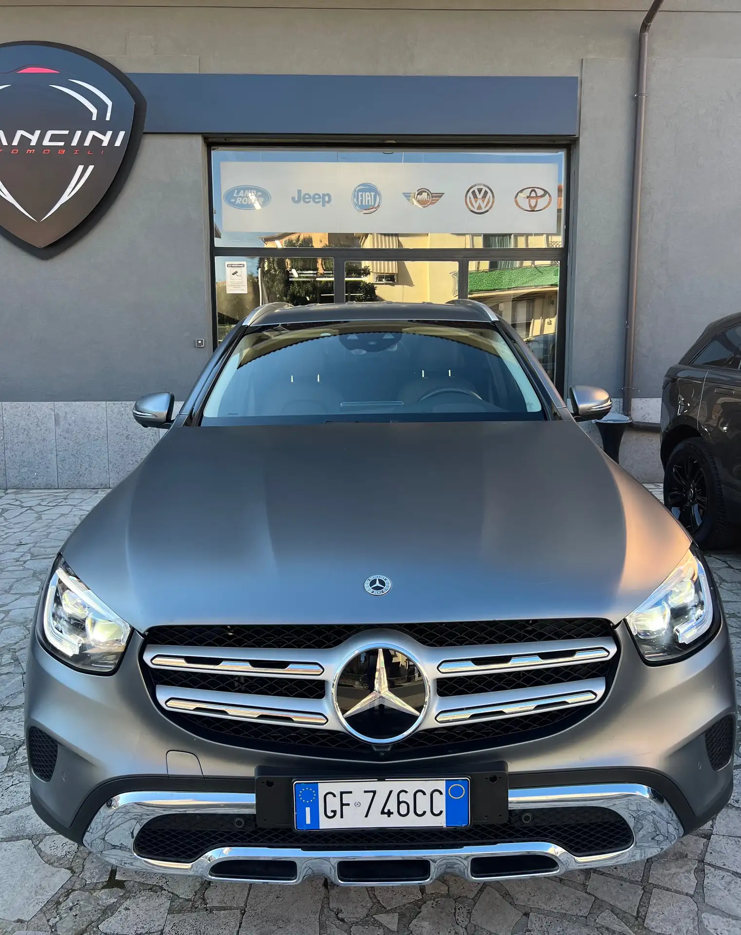 Mercedes-Benz - GLC 300