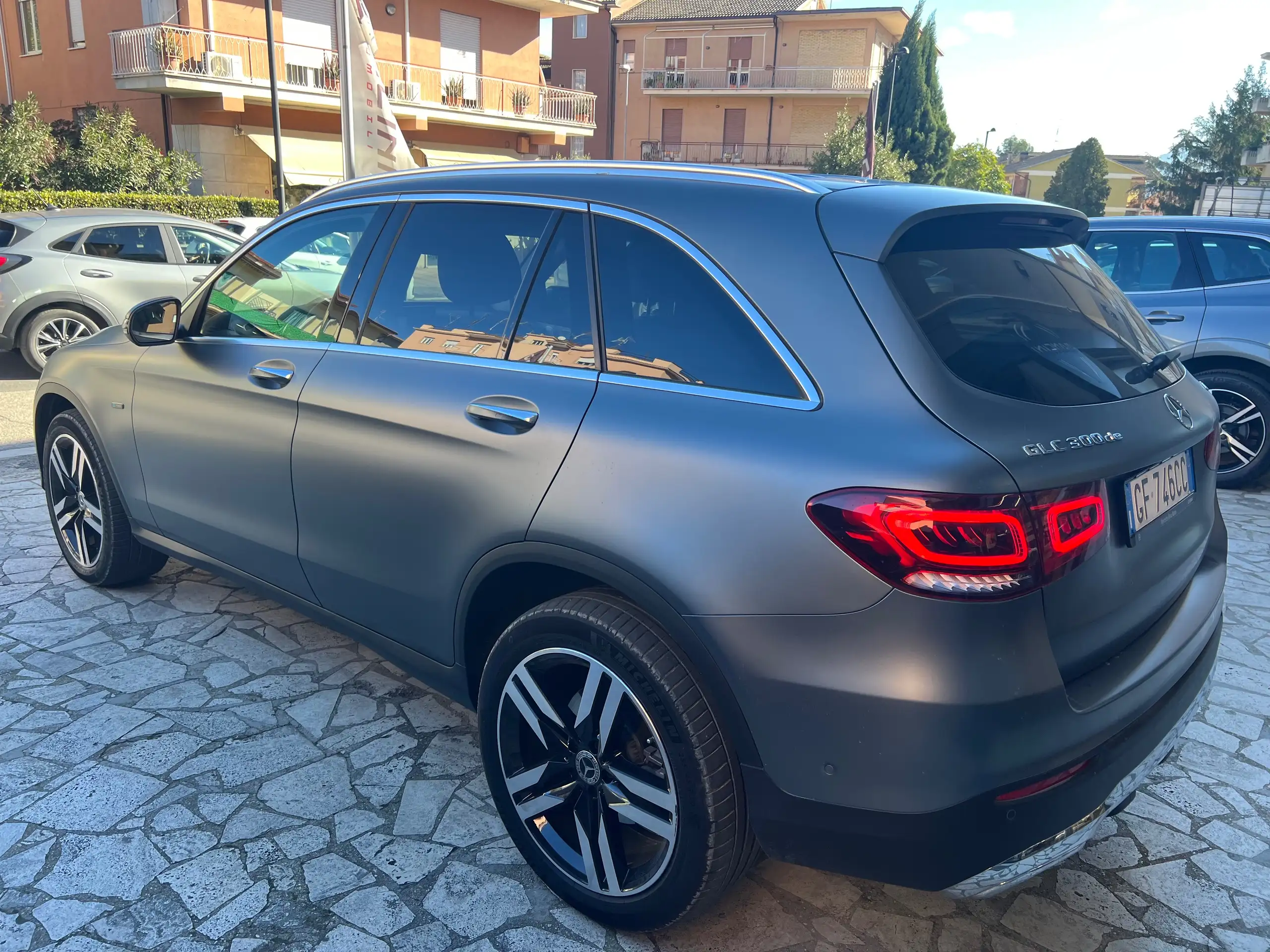 Mercedes-Benz - GLC 300