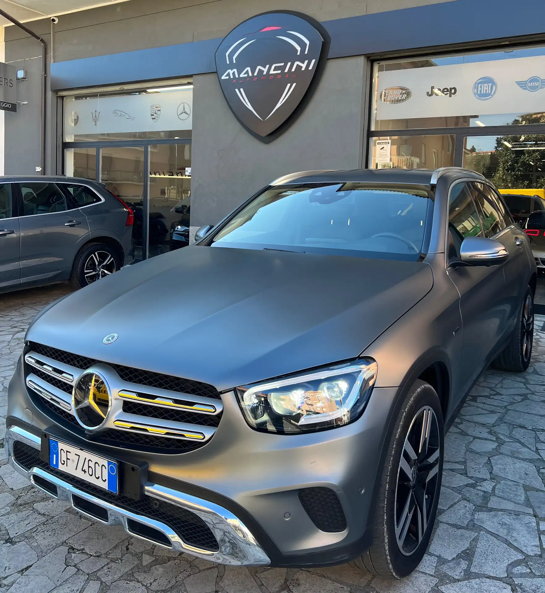 Mercedes-Benz - GLC 300